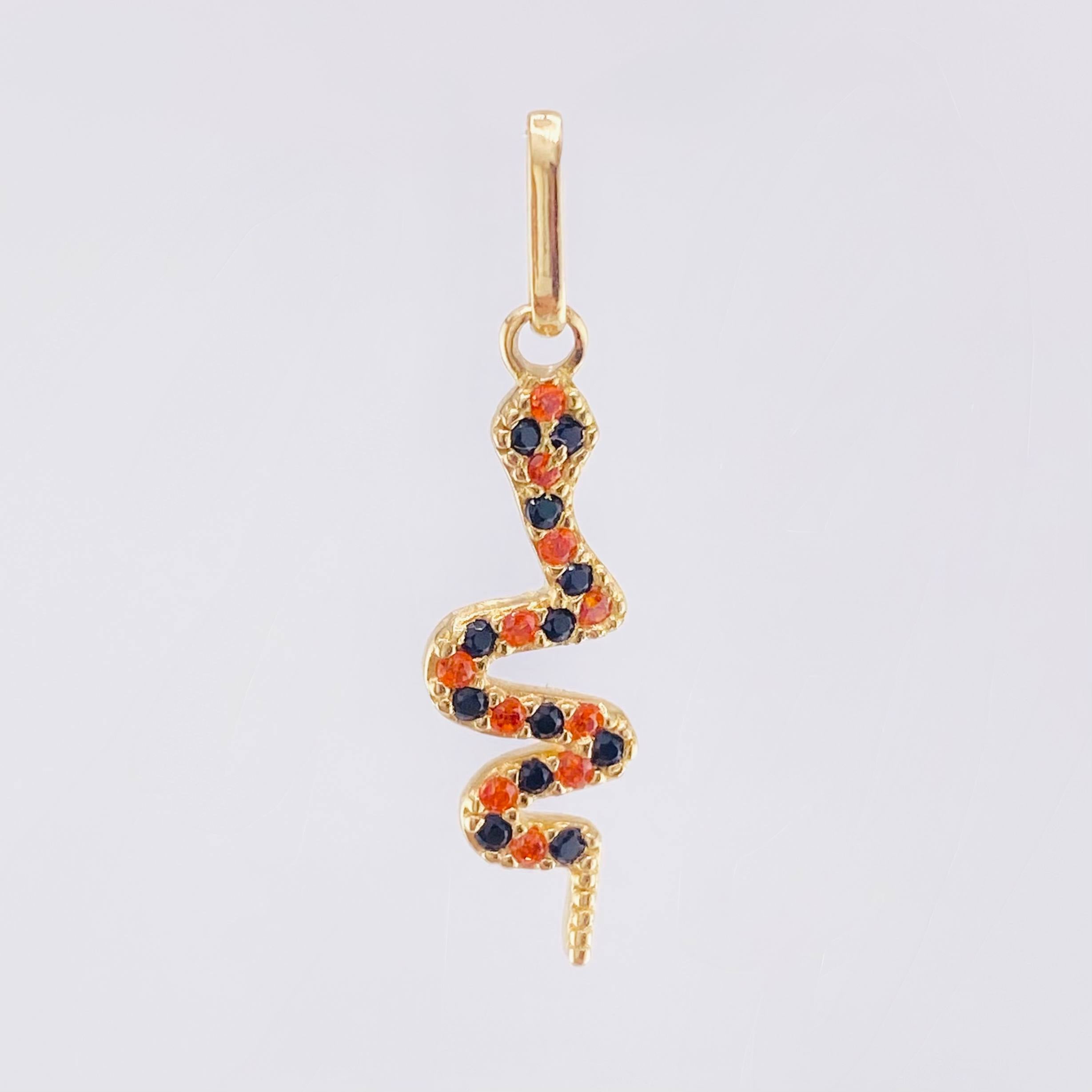 Dije serpiente 1.15gr / 1 in / Oro Amarillo 18K ©