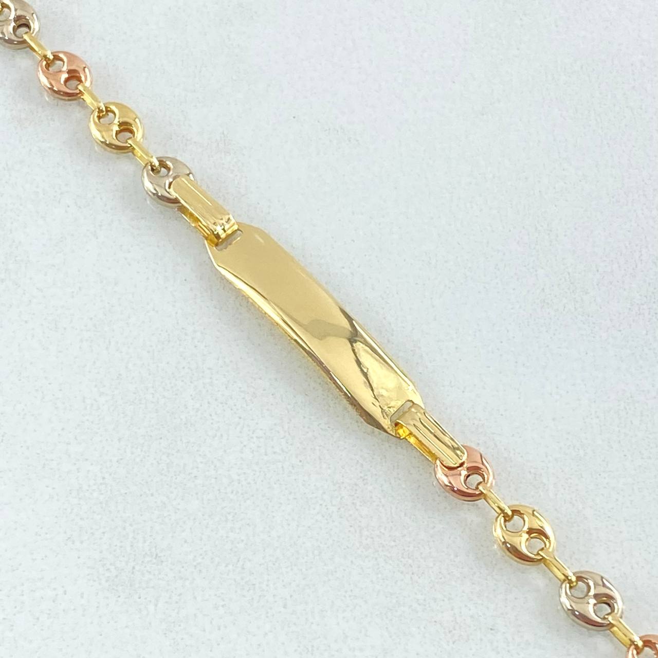 Bracelet GC Bordered Rectangular Plate 1.75gr / 5.5in / 18K Gold