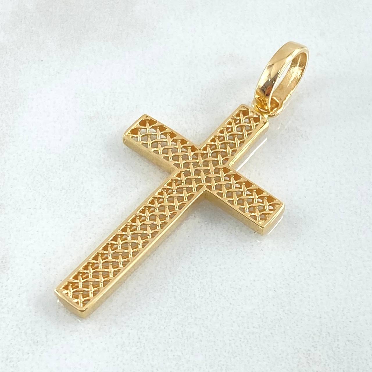 Dije Cruz Malla 2.05 g / 1 1/2 in Oro Amarillo 18K