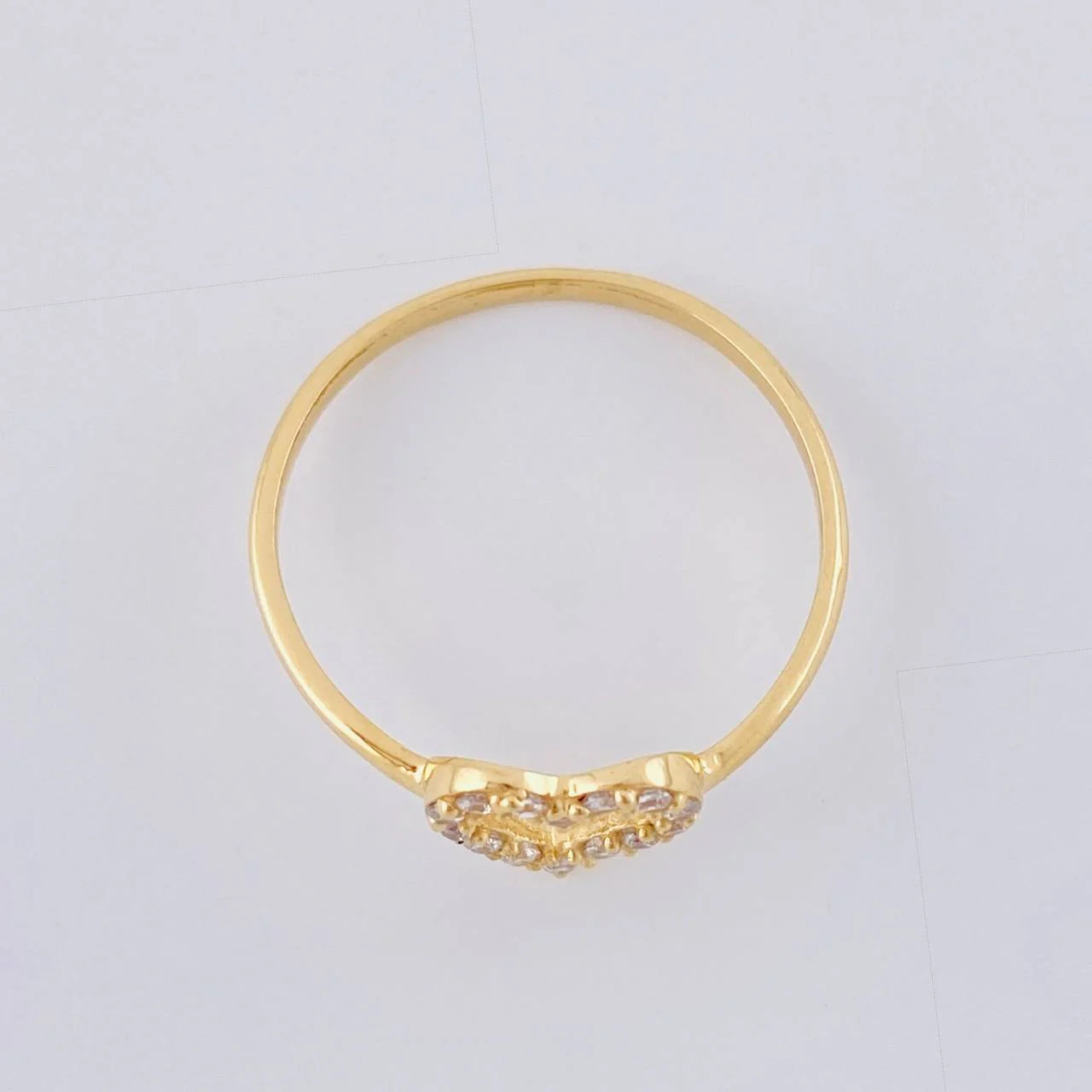 Anillo Silueta Corazón 1.3 g / T5 1/2 Oro Amarillo 18K