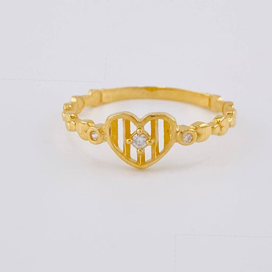 Anillo Linea Corazones 1.65 g / T8 Oro Amarillo 18K