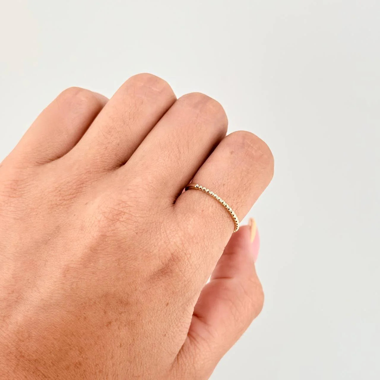 Anillo Burbujas Parciales 1.2g / T6 Oro Amarillo 18K
