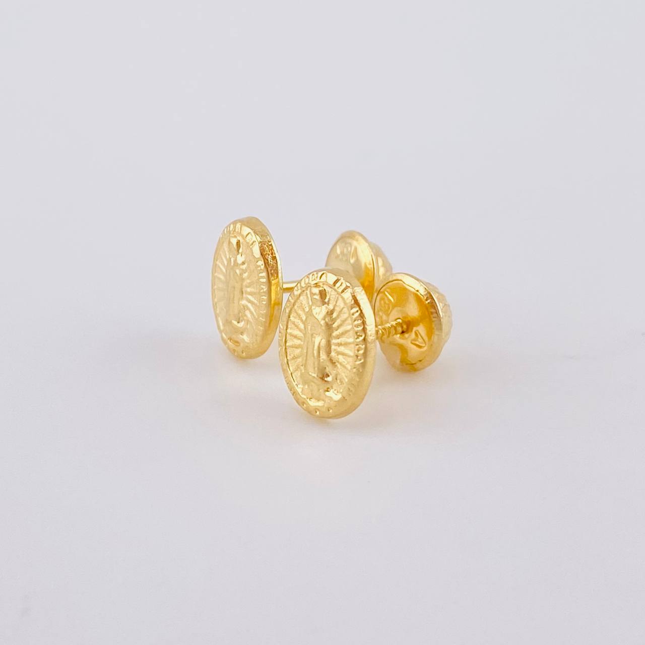 Stud Earrings Virgen de Guadalupe 0.5g / in / 6.75mm Yellow Gold 18K