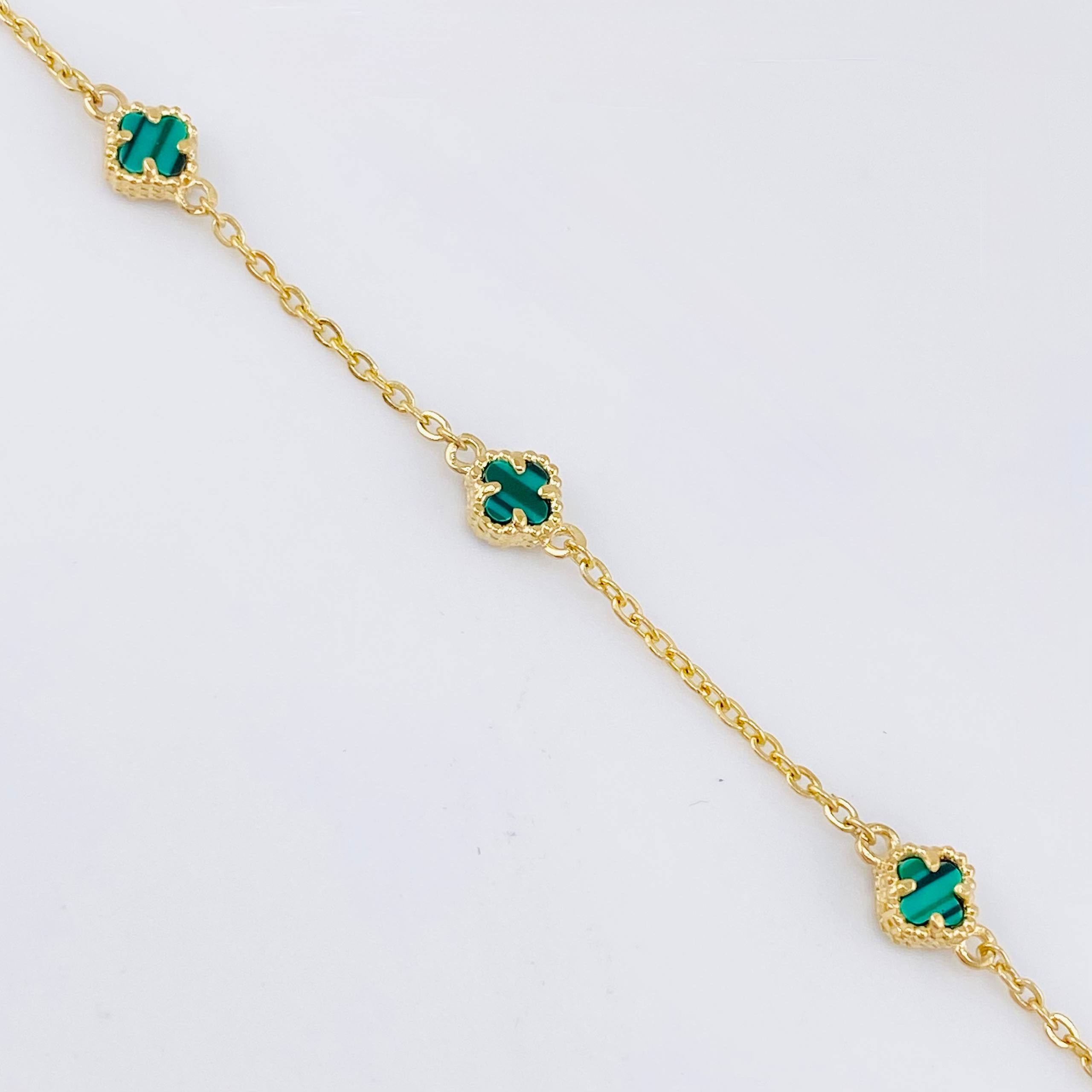 Pulso Trebol Malaquita Verde 2.25gr / 6 3/4 in / 5mm Oro Amarillo Nac.Esp. 18K *