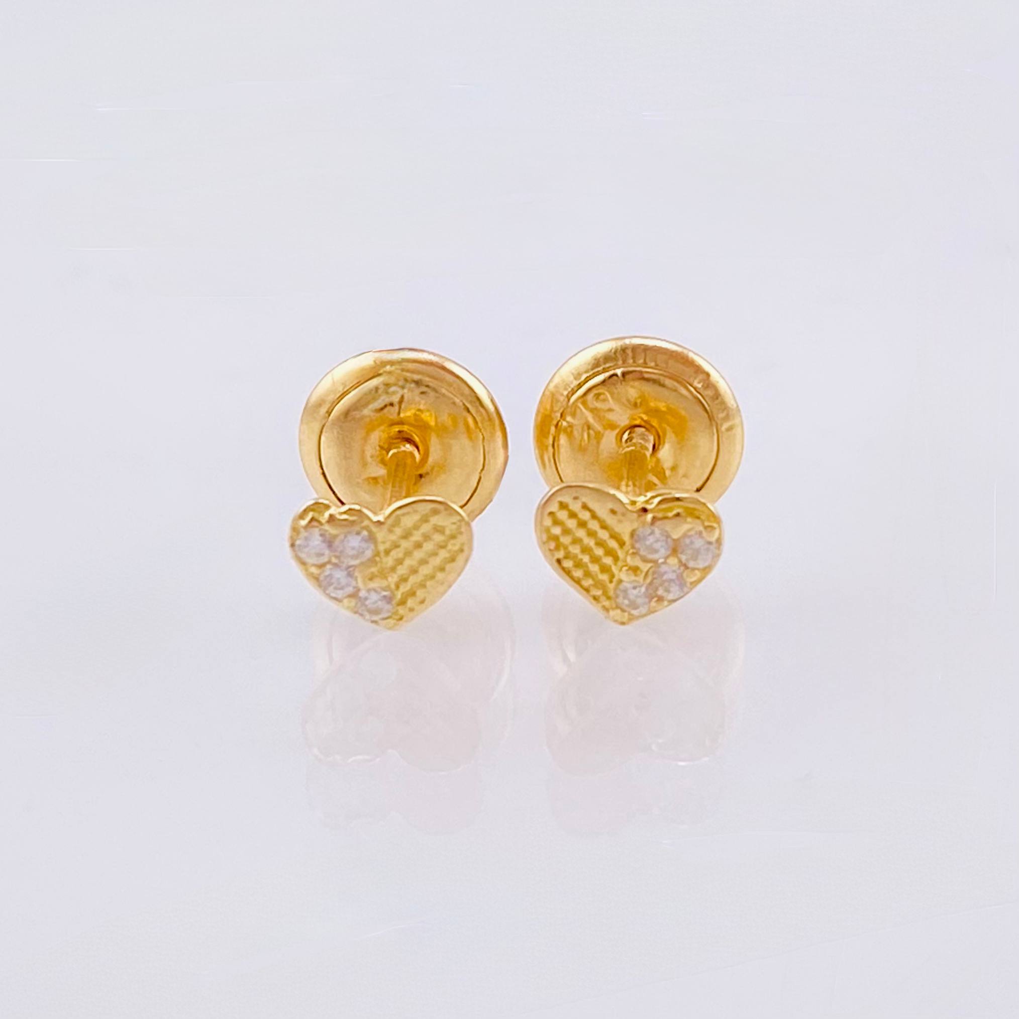 Heart Stud Earrings Half Sparkle 0.6gr / 4mm Yellow Gold 18K