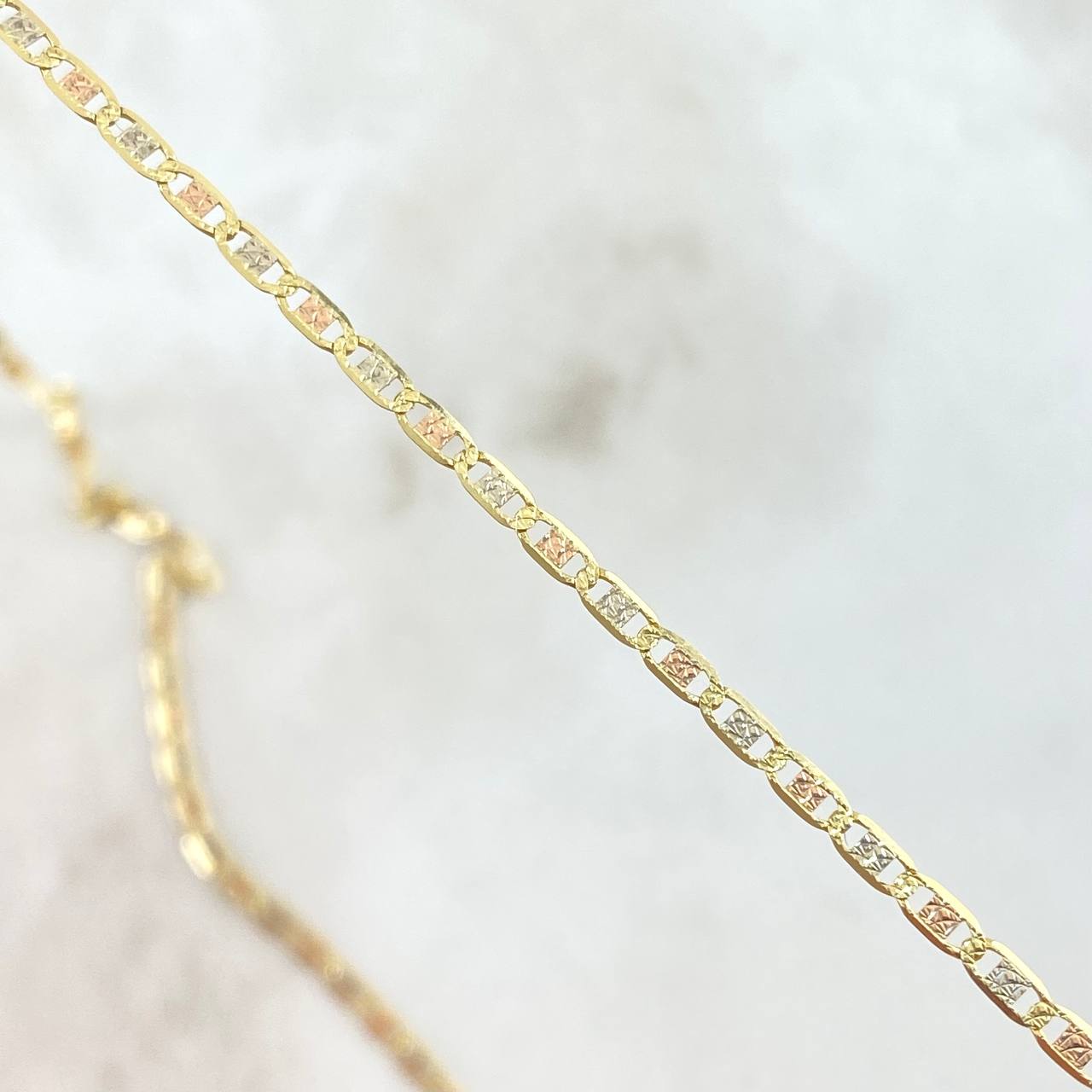 Cadena Plana 11.25gr / 60cm / 3.3mm Dimantada Tres Oros +3 18K