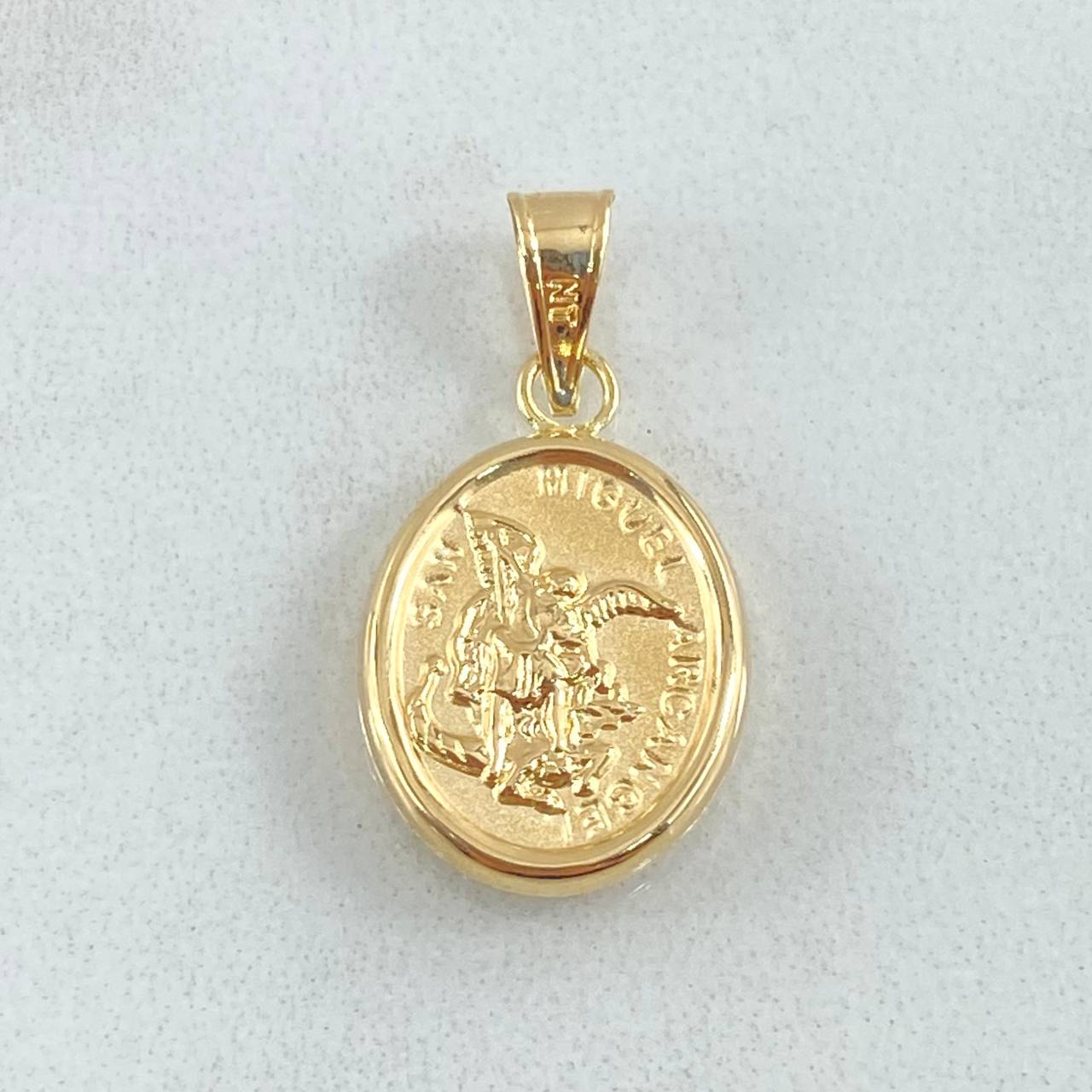 San Miguel Archangel Pendant 1.1gr / 2.4cm / 18K Gold