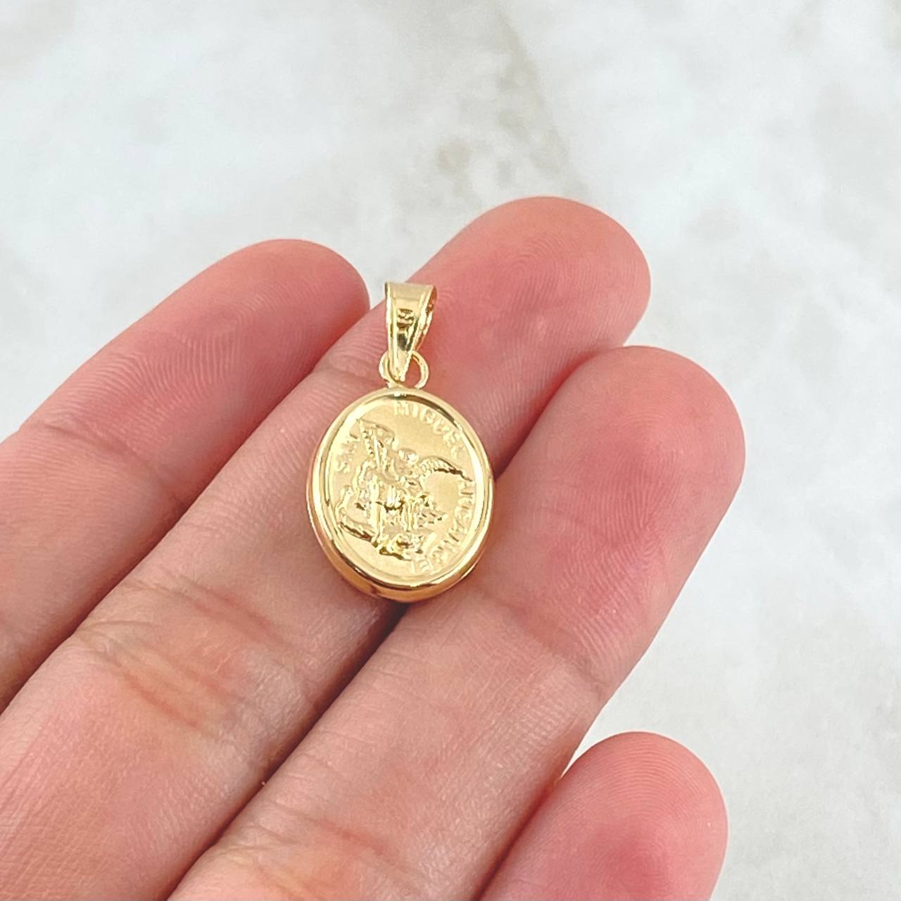 Dije San Miguel Arcangel 1.05gr / 1 in / Oro Amarillo 18K