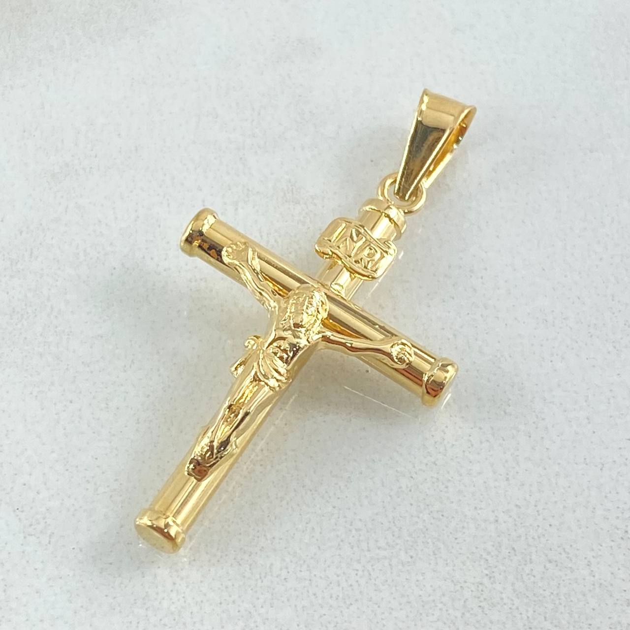 Dije Cruz Cristo 1.25gr / 1 1/2 in / Oro Amarillo 18K *