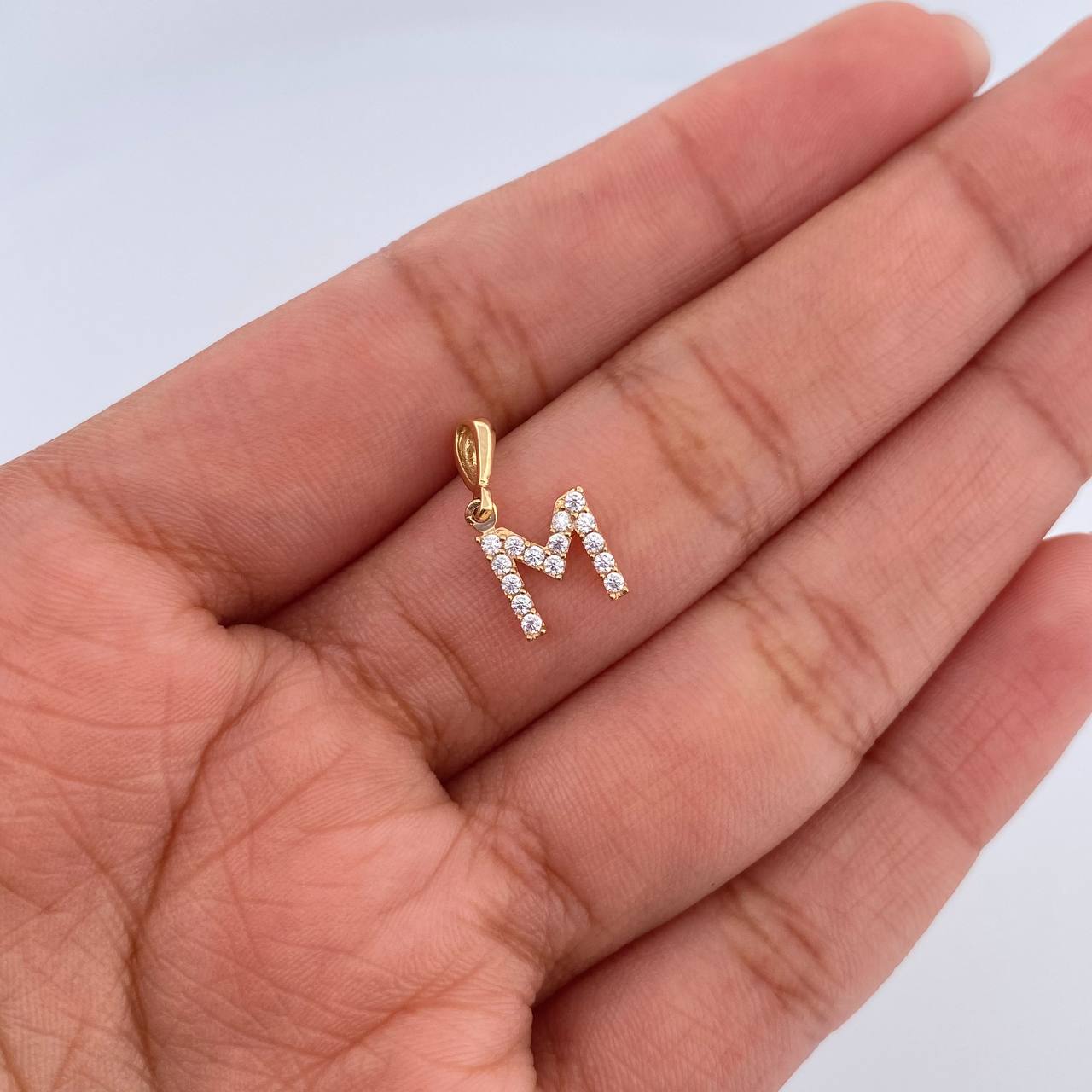 Pendant Letter M 0.75gr / 1.5cm / White Zircons Yellow Gold 18K &