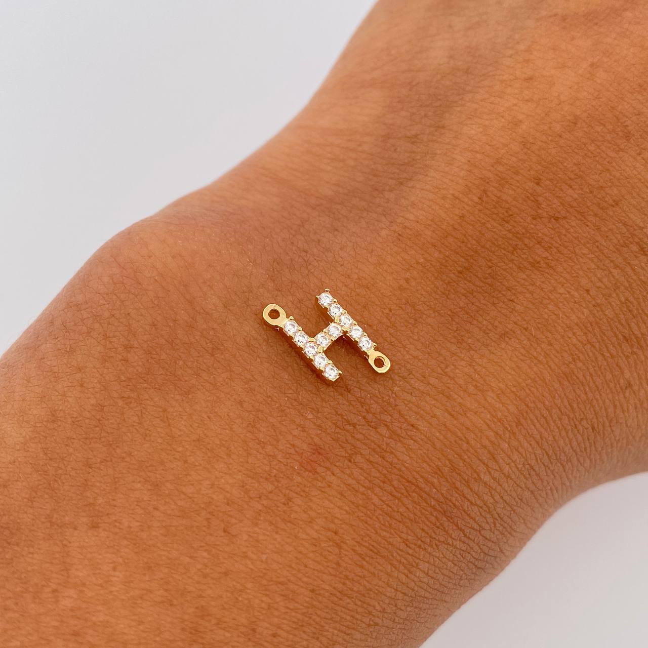 Charm Letter H 0.5gr / 1cm / White Zircons Yellow Gold 18K &