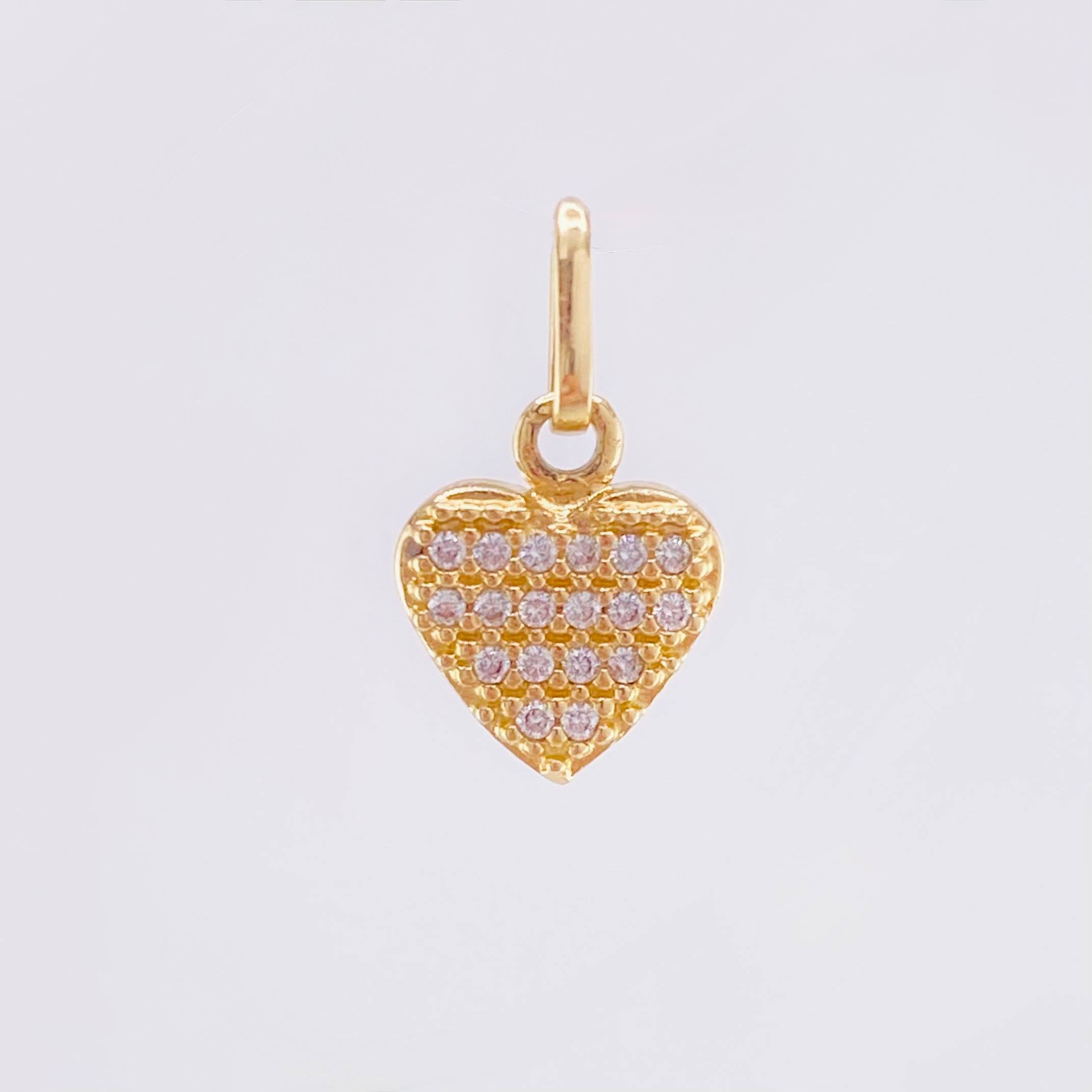Dije Corazon Tupido 0.9gr / 1/2 in / Oro Amarillo 18K ©
