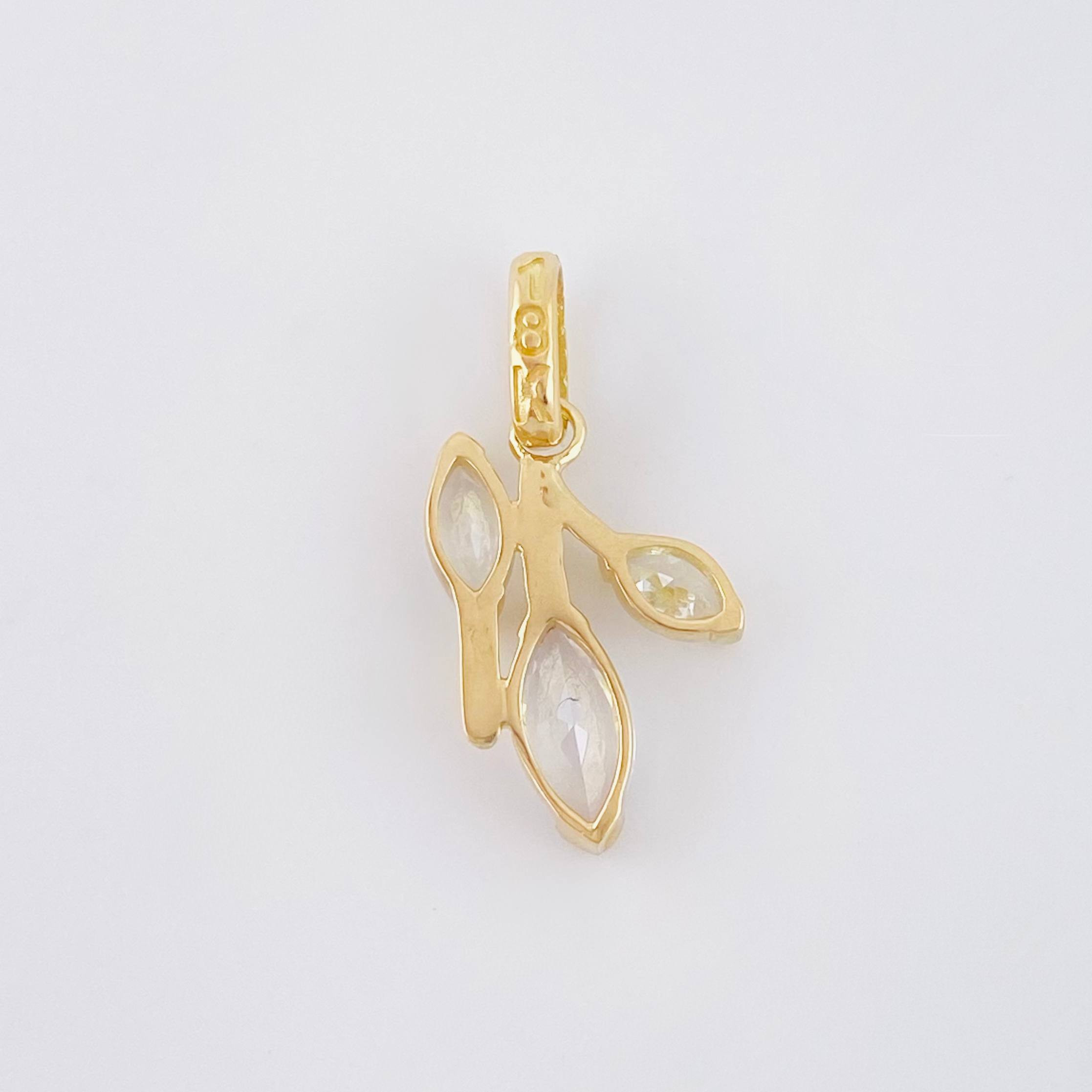 Dije Muerdago Tres Hojas 1.2gr / 3/4 in / Oro Amarillo 18K ©