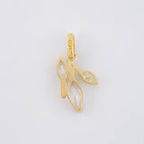 Dije Muerdago Tres Hojas 1.2gr / 3/4 in / Oro Amarillo 18K ©