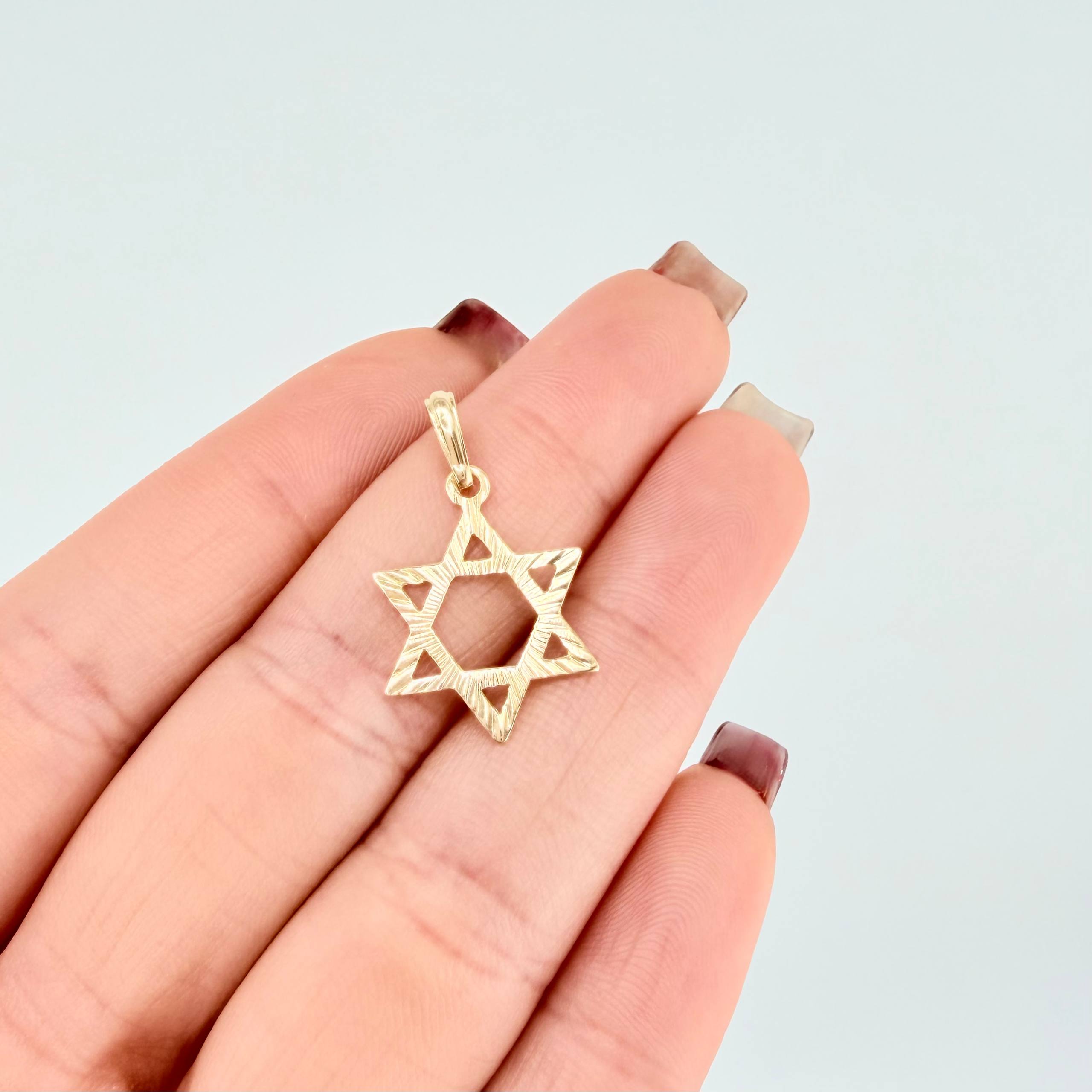 Dije Estrella De David 0.95gr / 1 in / Oro Amarillo 18K *