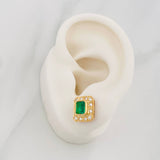 Topos Halo Cuadrado Esmeraldas 1qts Diamantes 24pts 5.95g / in / 9.8mm Oro Amarillo 18K