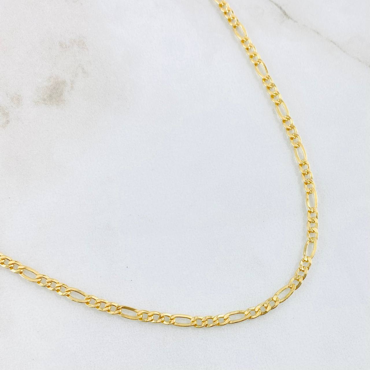 Cadena Figaro 3.3gr / 27 1/2 in / 2.7mm Oro Amarillo +1 18K