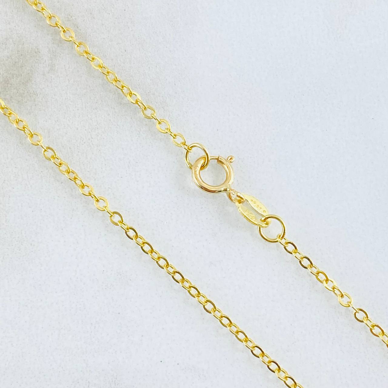 Cadena Aro Seguido 1.75gr / 17 3/4 in / 1.5mm Oro Amarillo +3 18K *