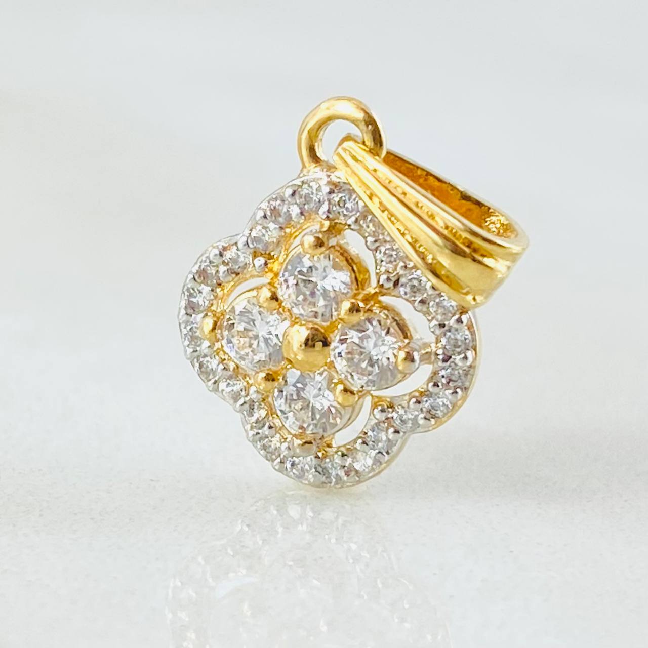 Dije Trebol Túpido 1.45gr / 3/4 in / Oro Amarillo 18K