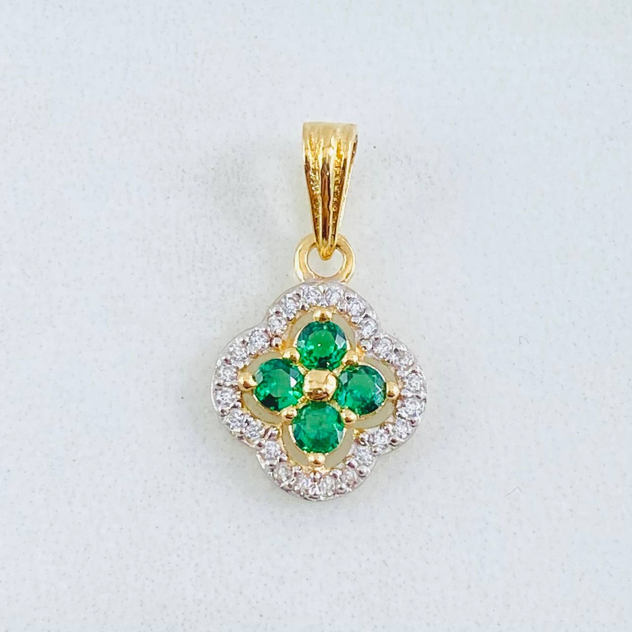 Dije Trebol Túpido 1.45gr / 3/4 in / Oro Amarillo 18K