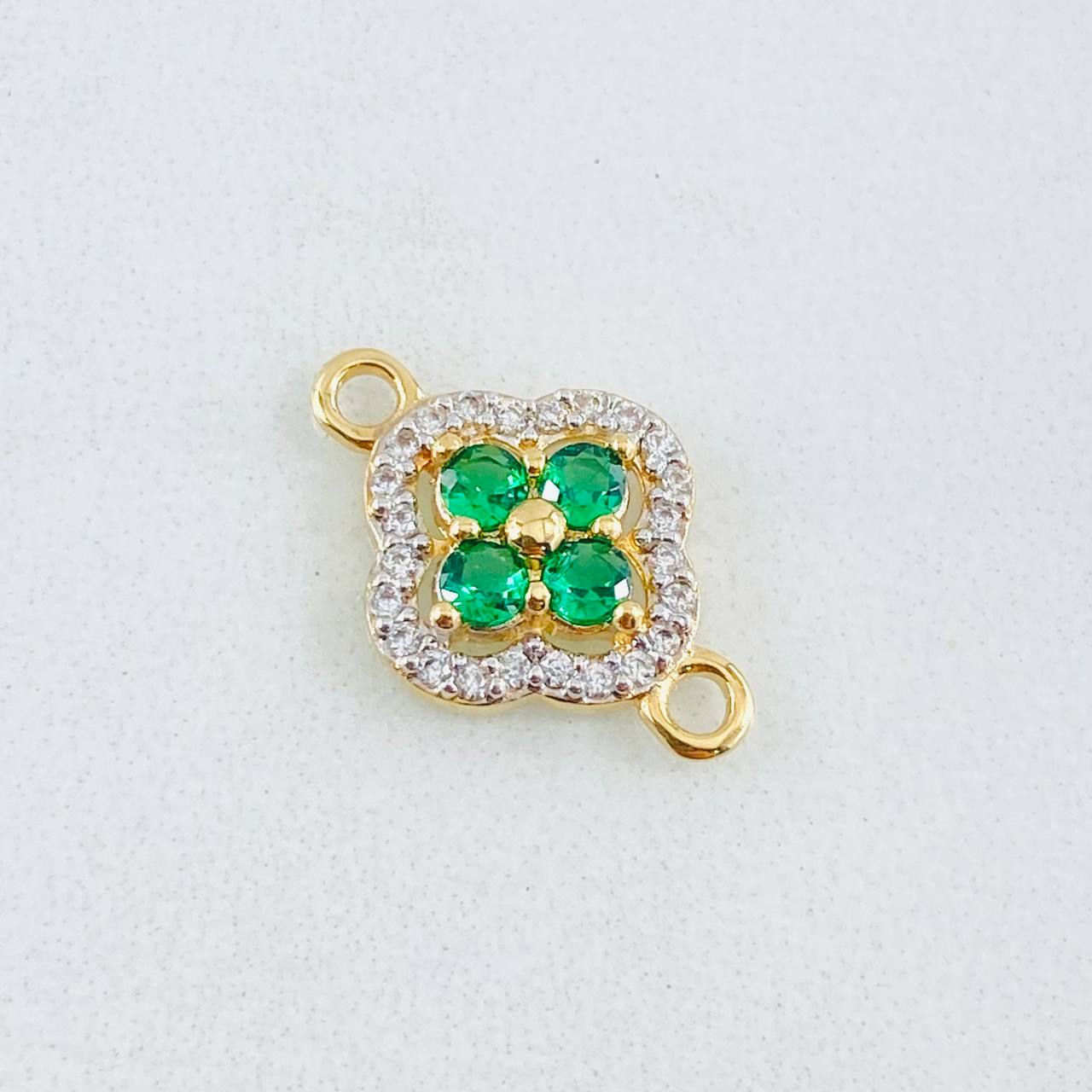 Herraje Trebol Túpido 1.2gr / 3/4 in / Oro Amarillo 18K
