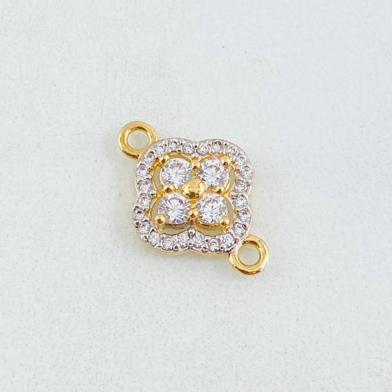 Herraje Trebol Túpido 1.2gr / 3/4 in / Oro Amarillo 18K