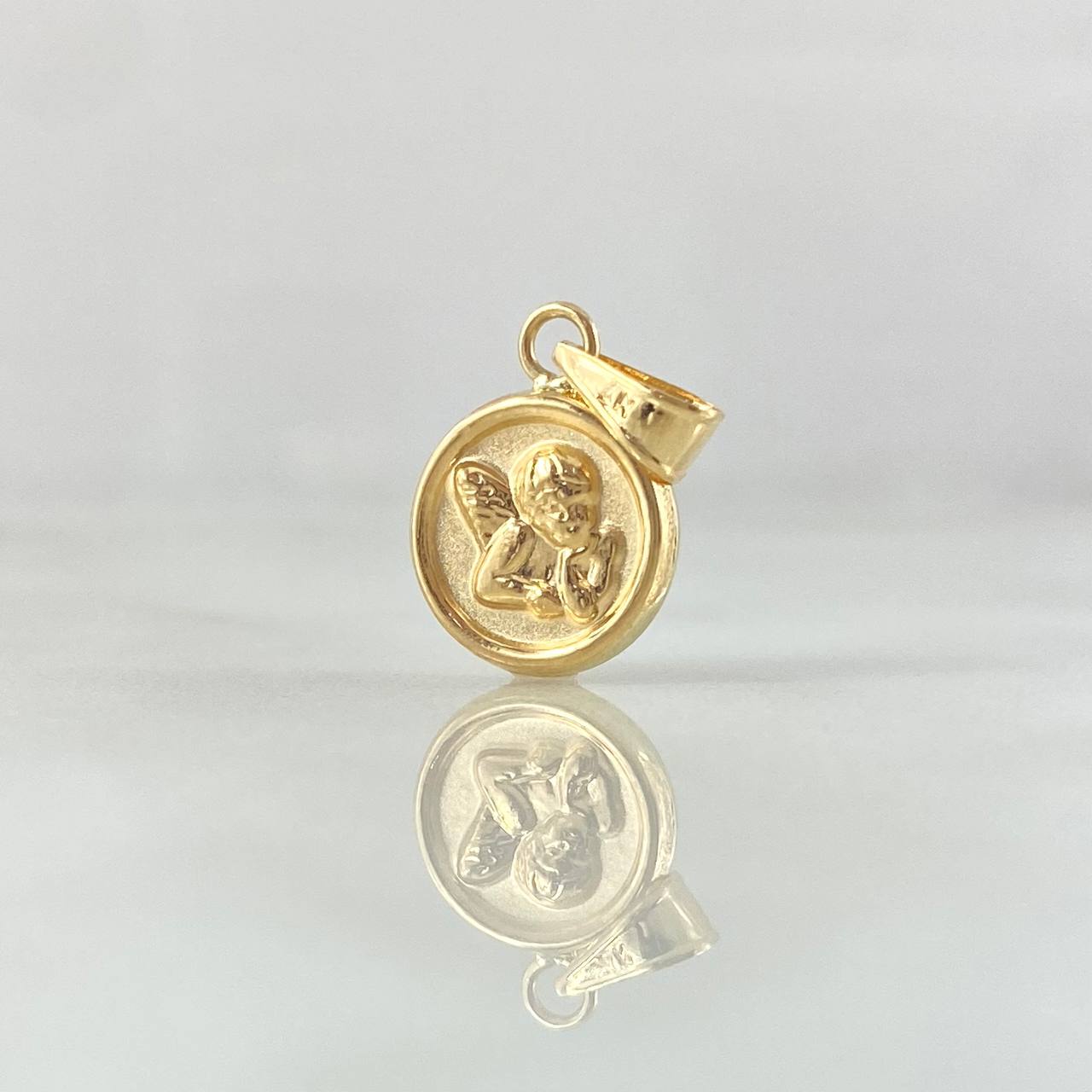 Pendant Angel 0.55gr / 0.7in / Smooth Bail 18K Gold ©