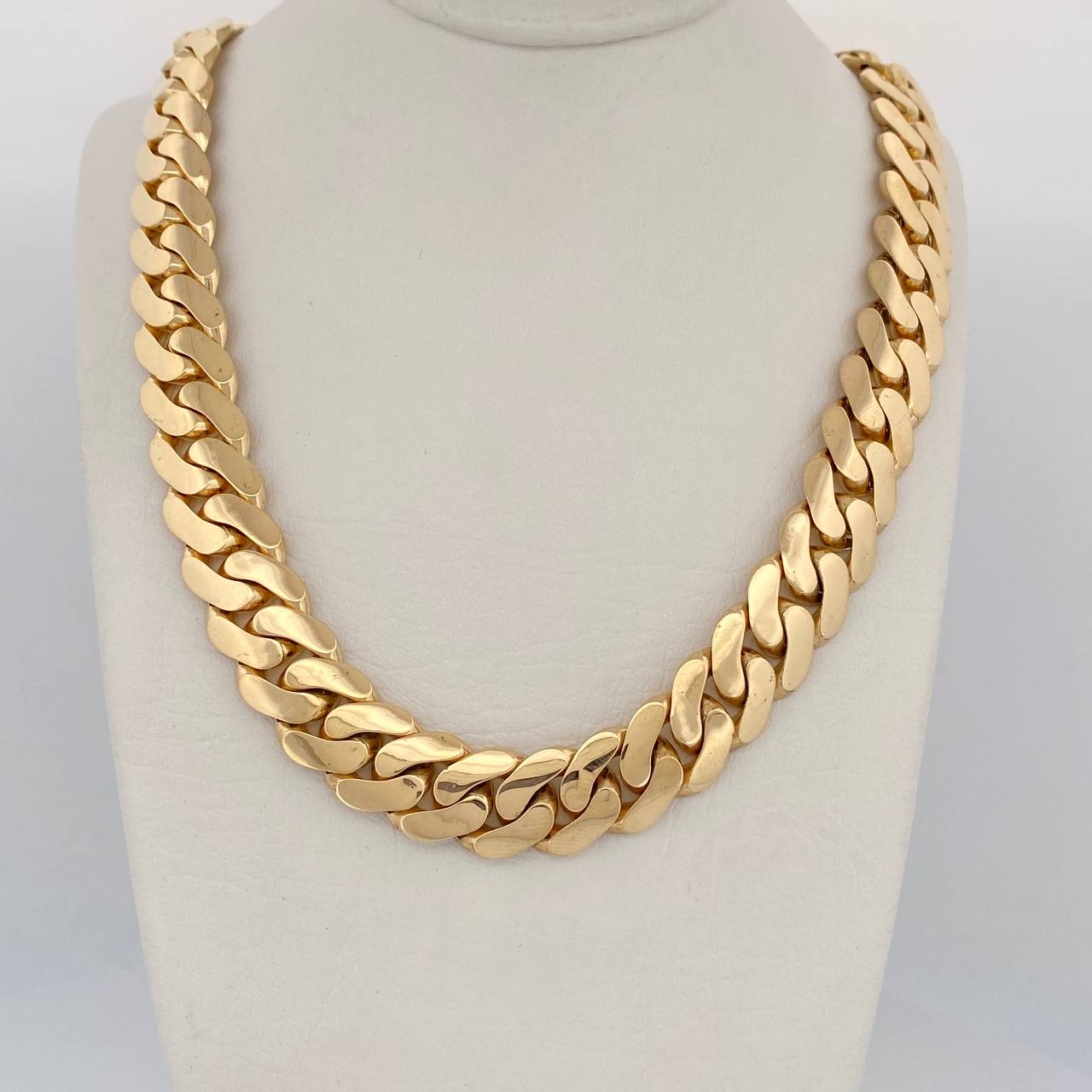 Cuban Links 72.15gr / 24.2in / 18K Gold $