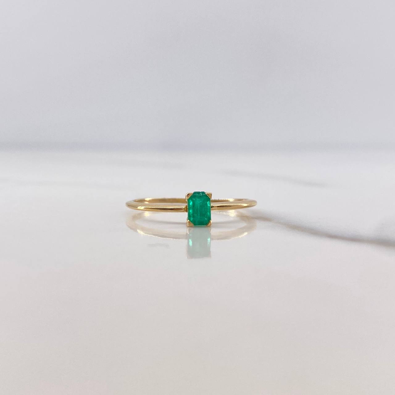 Solitaire Ring Rectangle 1gr / T5 1/4 / Emerald 30pts 18K Yellow Gold (Jewel) &