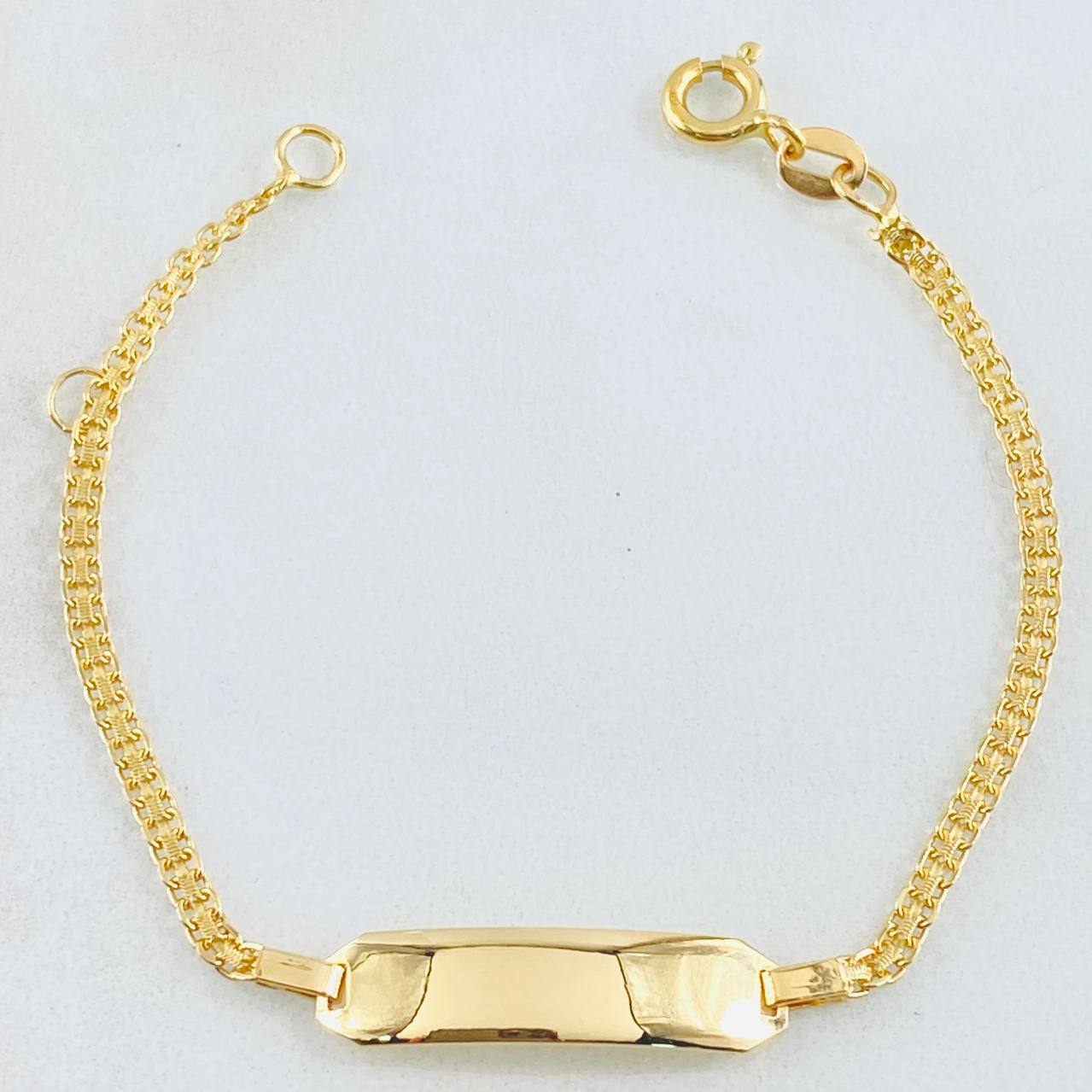 Bismark Bracelet Rectangular Plate 2.55gr / 6 in / 2.2mm Yellow Gold +1 18K ©