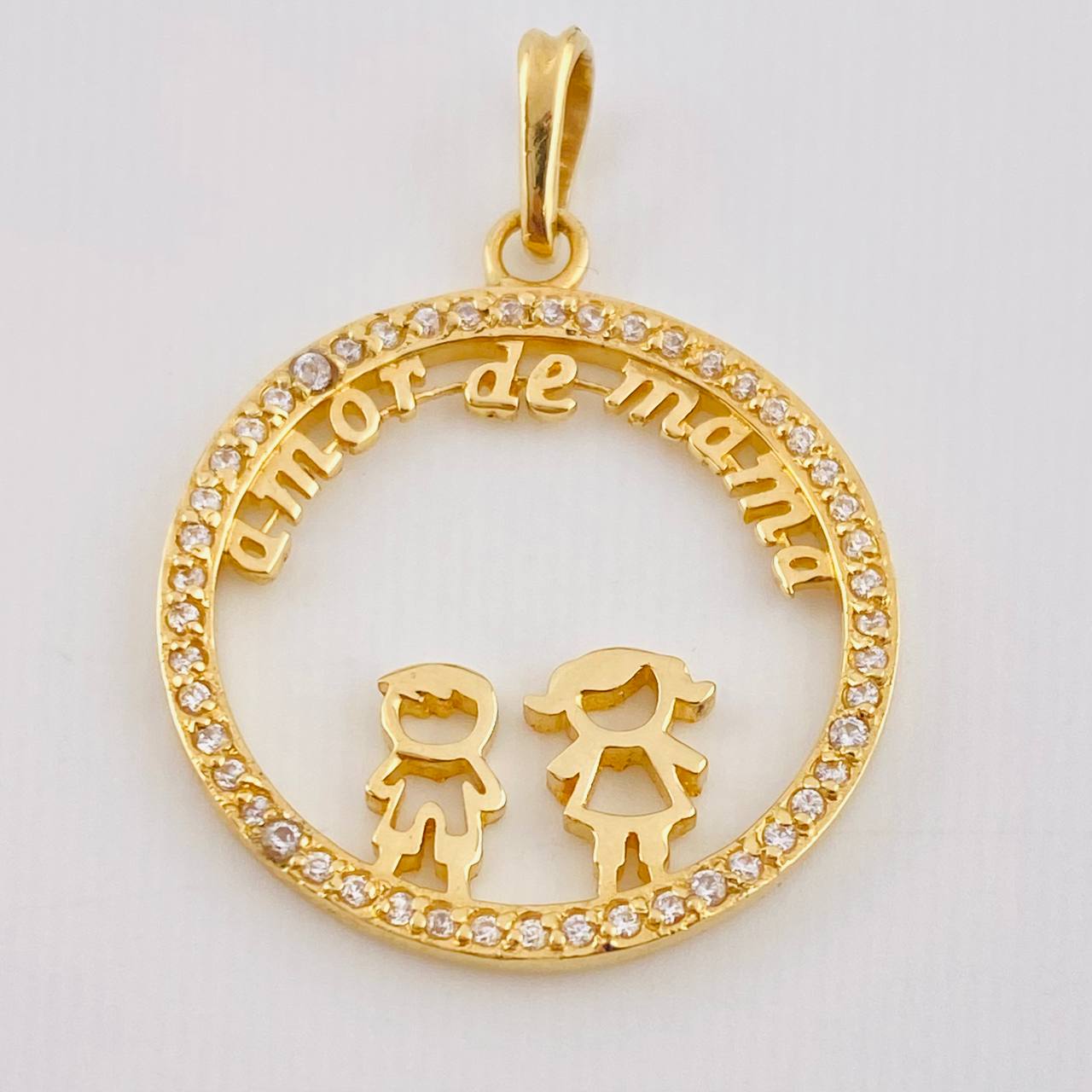 Dije Amor de Mamá 4.05gr / 1 1/4 in / Oro Amarillo 18K