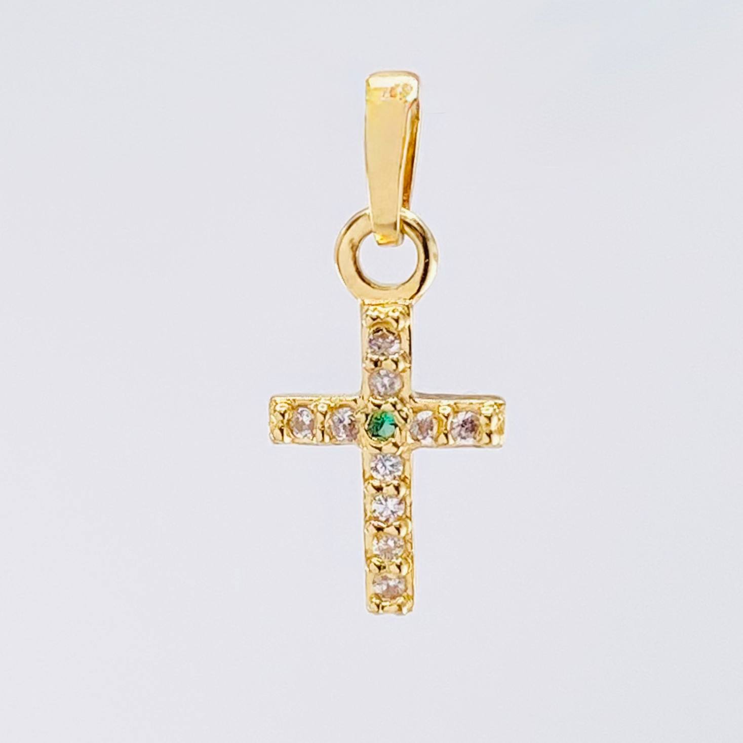 Dije Cruz Tupida 0.5gr / 1/2 in / Oro Amarillo 18K