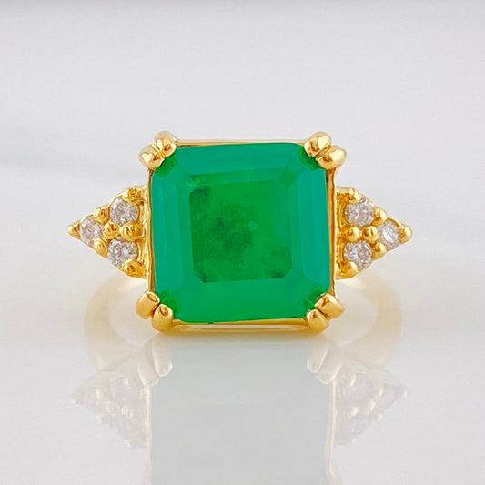 Anillo Cuadrado Imperial Esmeralda 3.7qts Diamantes 12pts 6.15g / T6 1/4 Oro Amarillo 18K