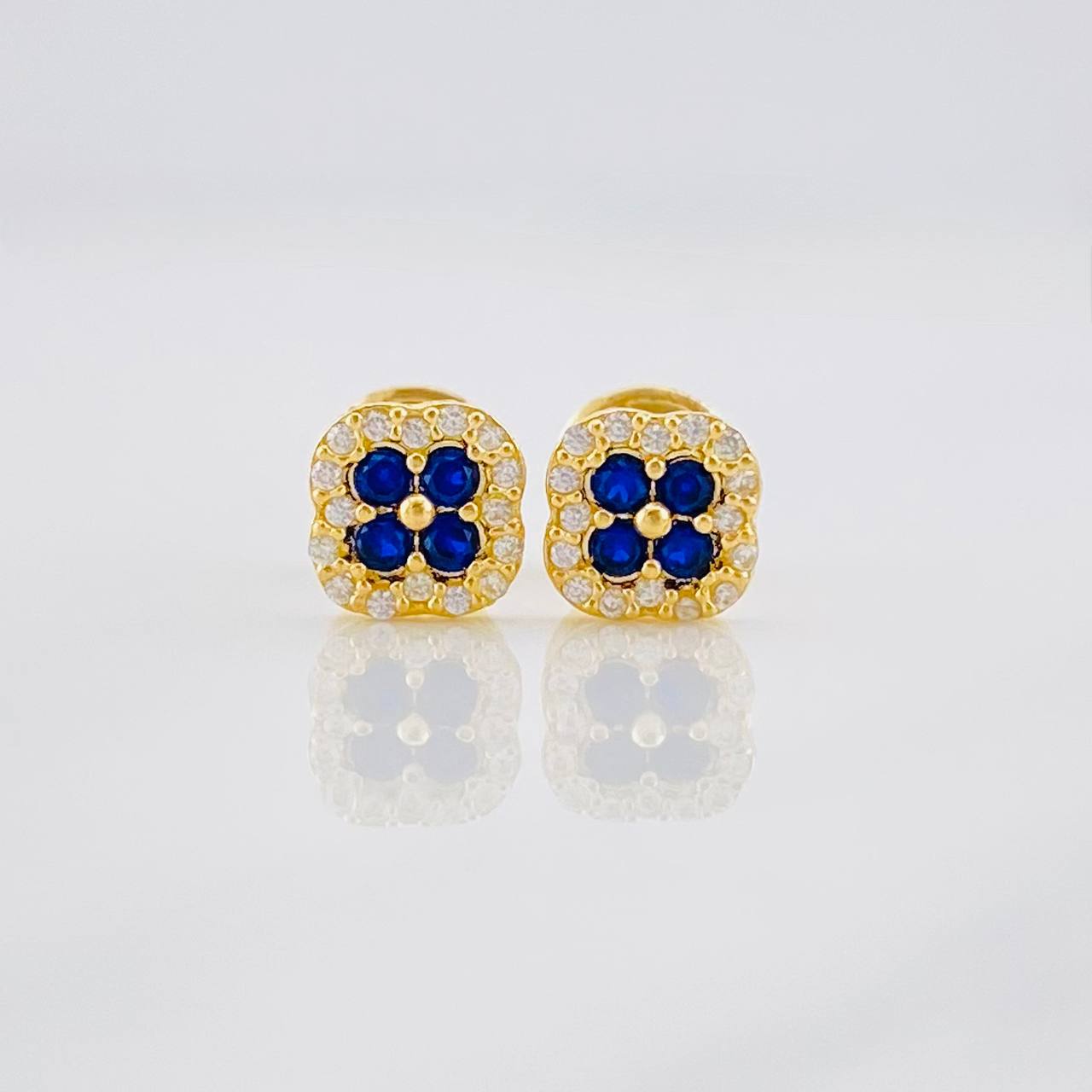 Topos Trebol 0.95g / in / 5.7mm Oro Amarillo 18K
