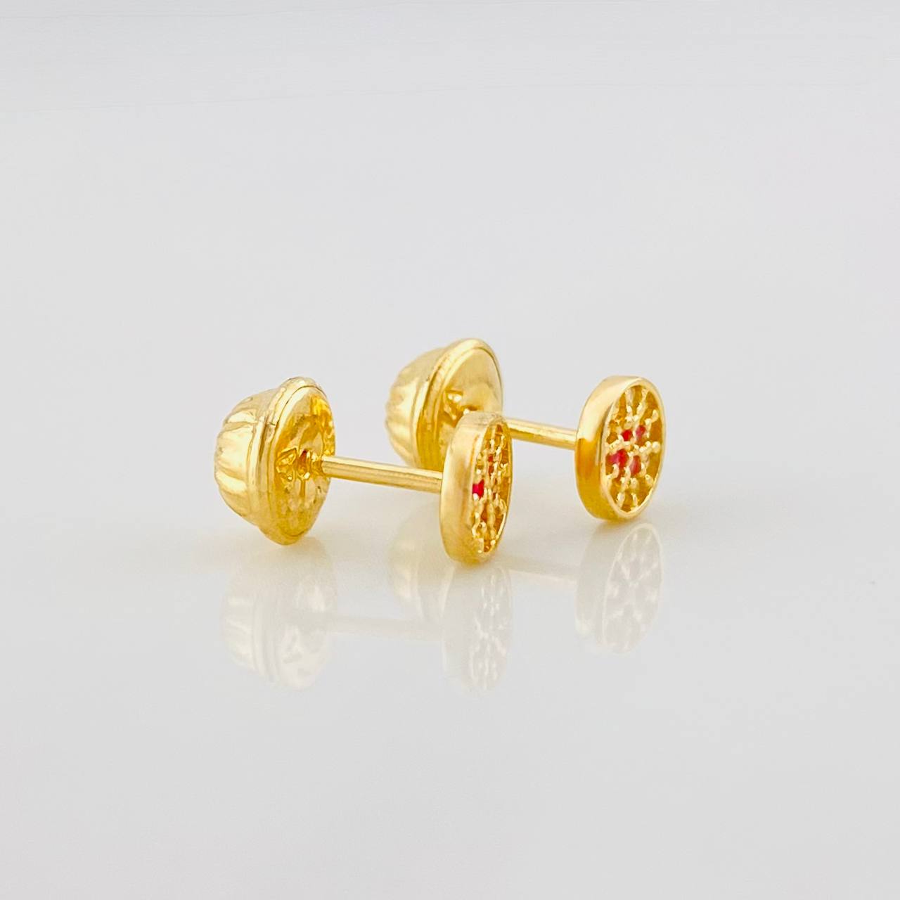 Topos Circulo Tupido 0.7g / in / 4.8mm Oro Amarillo 18K