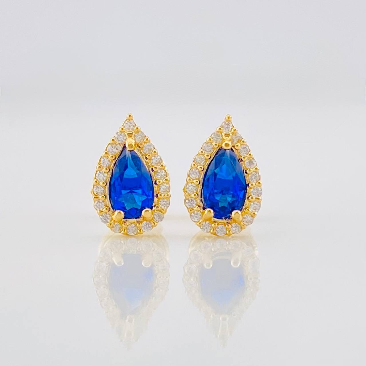 Halo Drop Stud Earrings 0.95g / in / 5.7mm 18K Yellow Gold