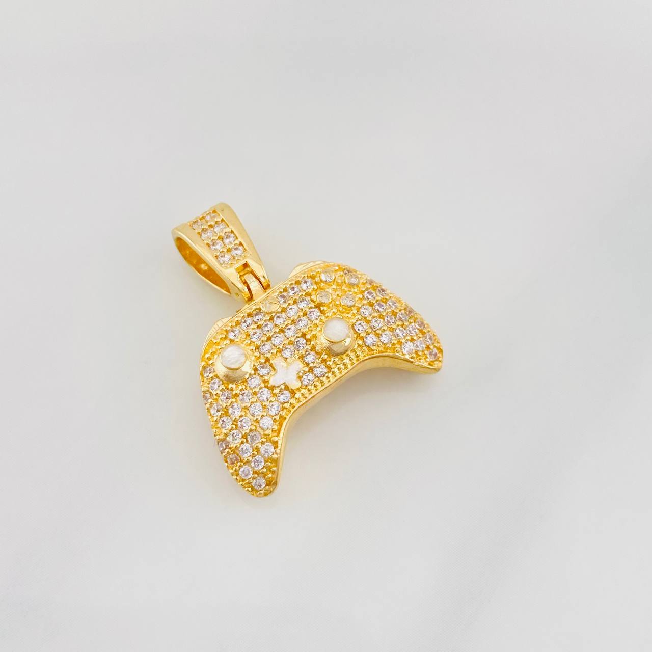 Dije Control Play 5.25g / 3/4 in Dos Oros Amarillo Blanco 18K