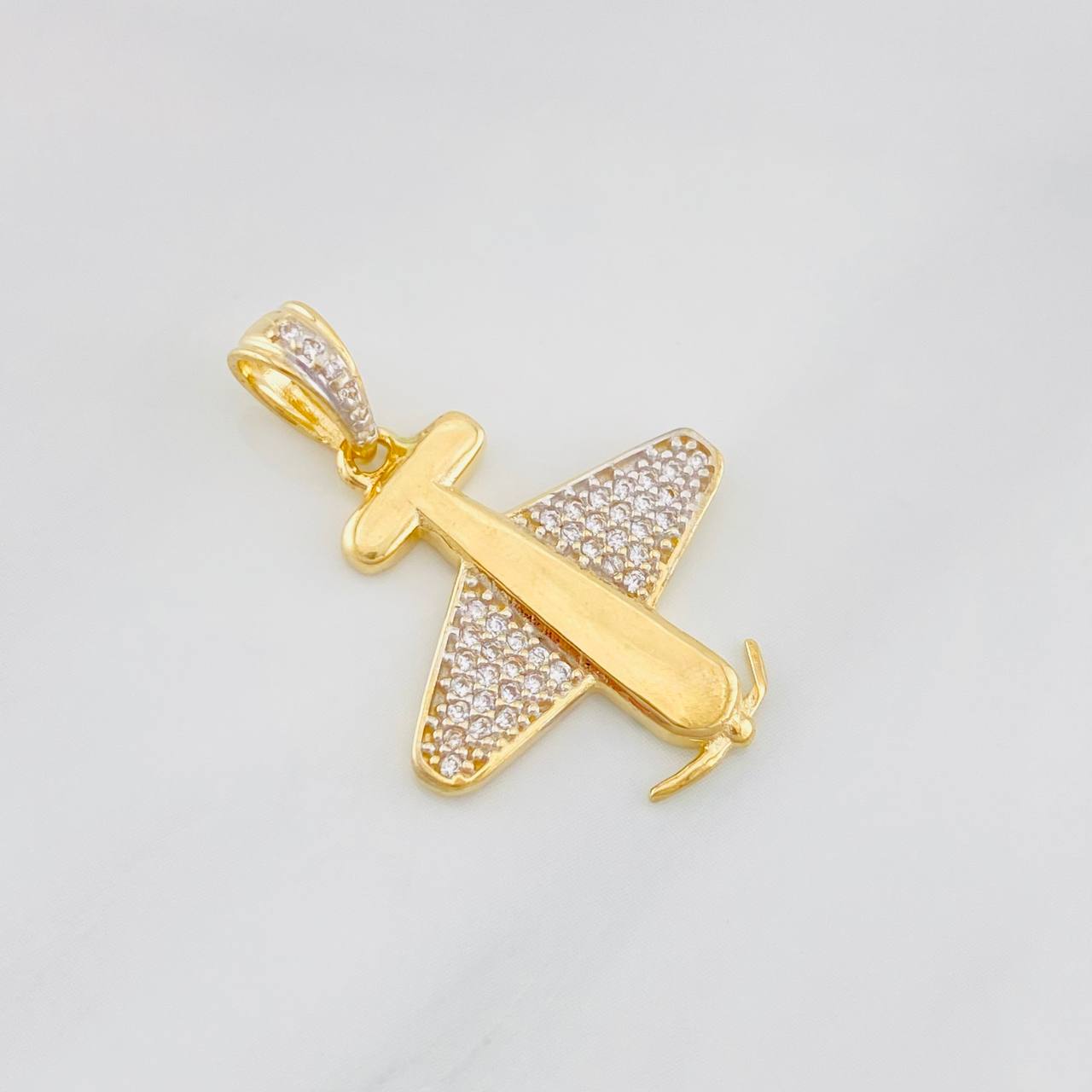 Airplane Pendant 2.6g / 1 1/4 in Two Yellow White Golds 18K