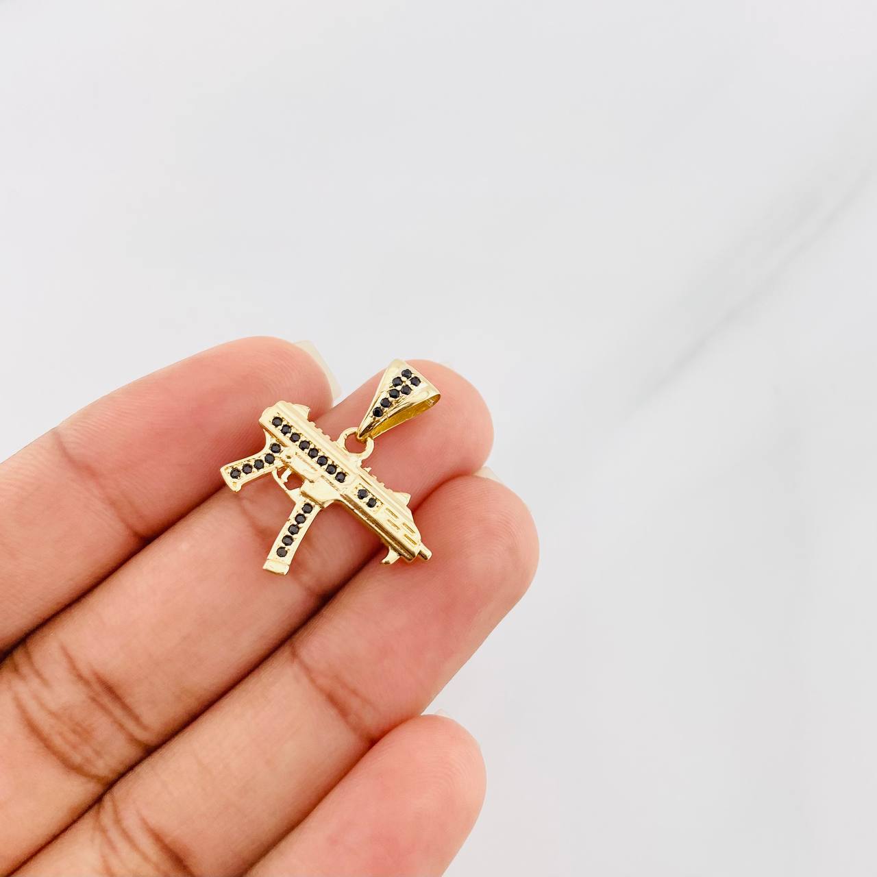 Pendant Mini Uzi 2.45g / 1 in Yellow Gold 18K
