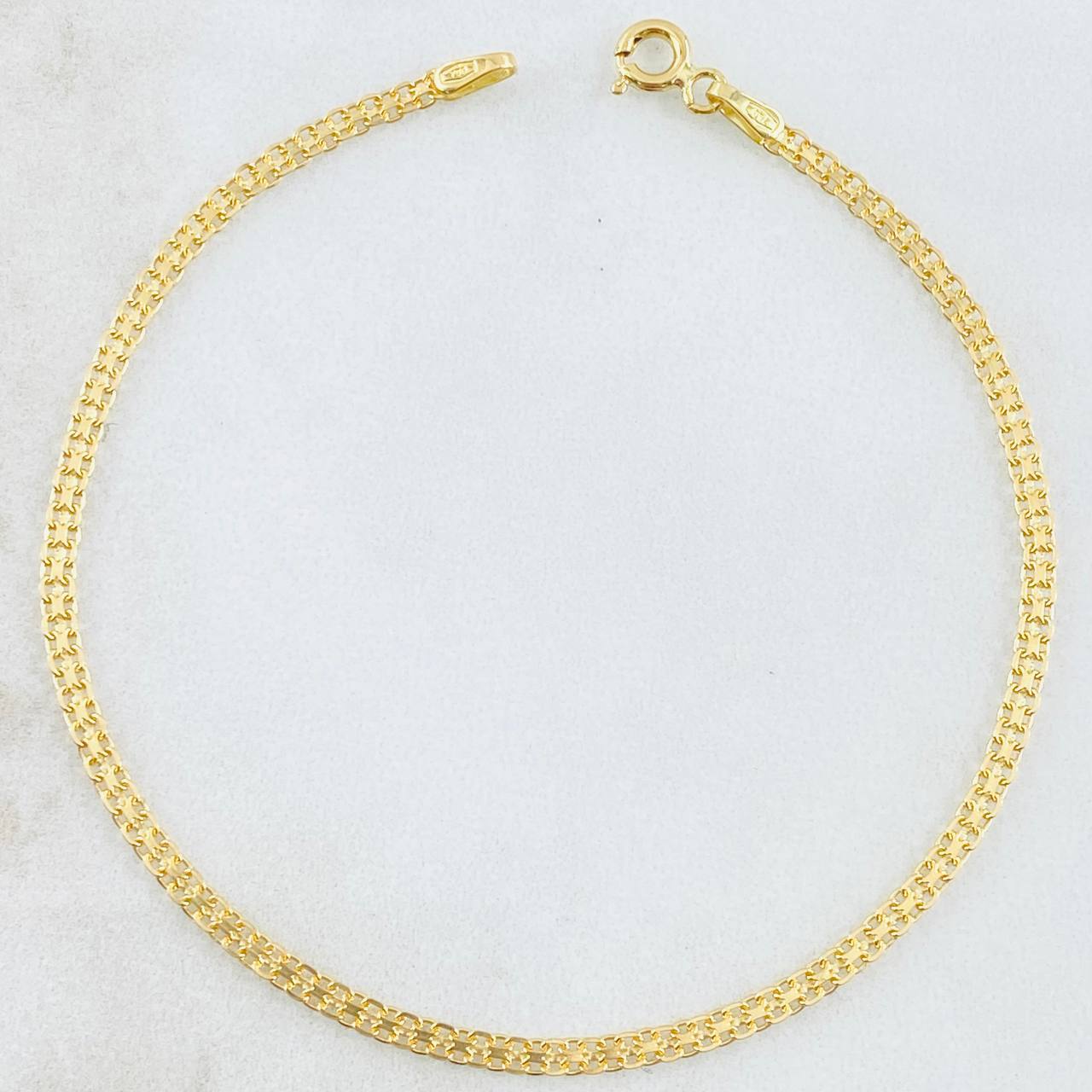 Pulso China 2.45gr / 7 1/2 in / 2.4mm Oro Amarillo +1 18K ©