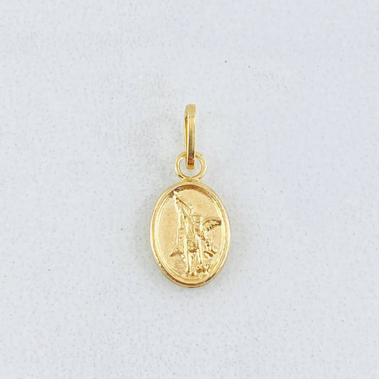 Dije San Miguel Arcangel 0.25gr / 1/2 in / Oro Amarillo 18K ©