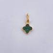 Dije Trebol 1gr / 1.7cm / Circones Verdes Dos Oros Negro Amarillo 18K &