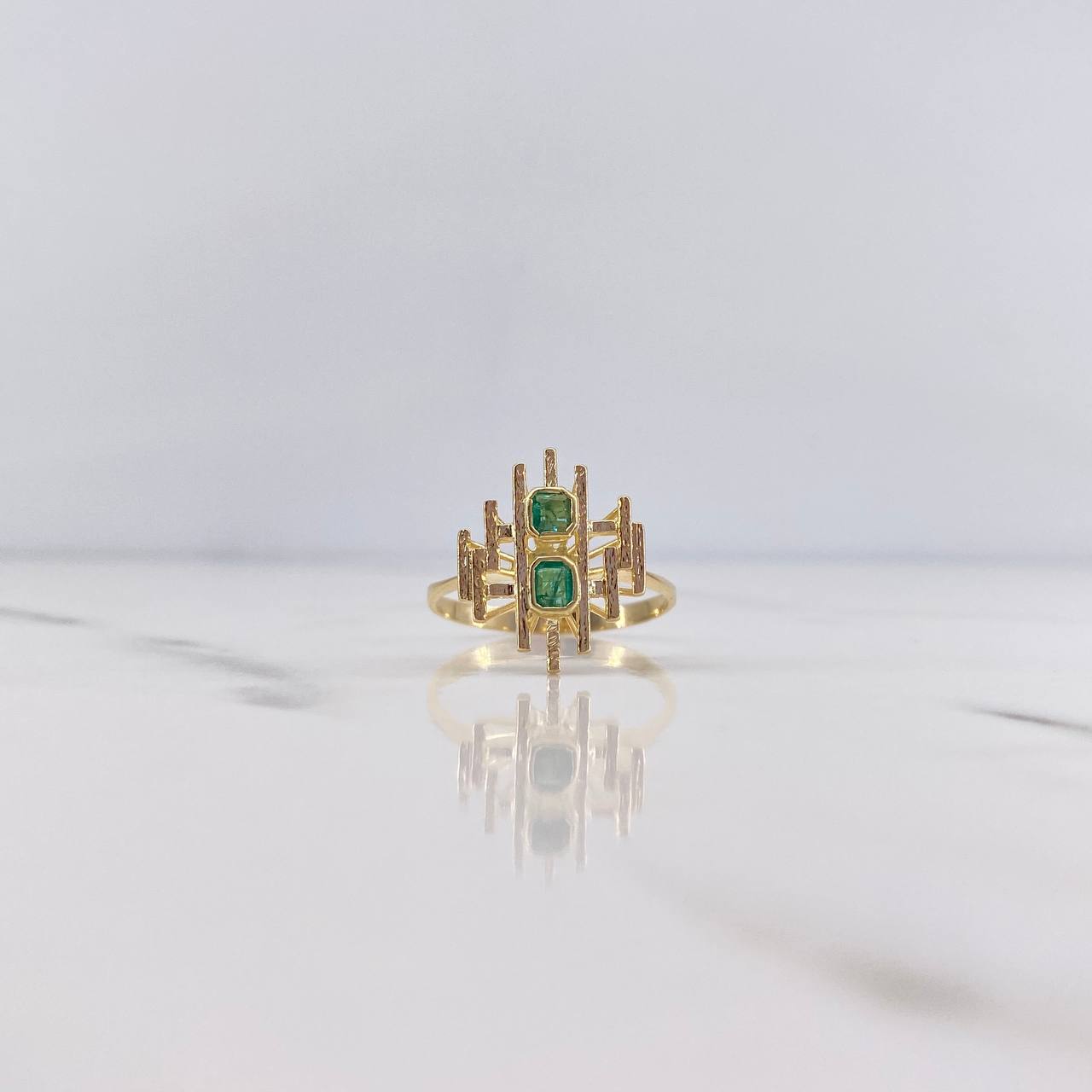 Vertical Lines Ring 3.25gr / T7 1/2 / Green Zircons 18K Yellow Gold &