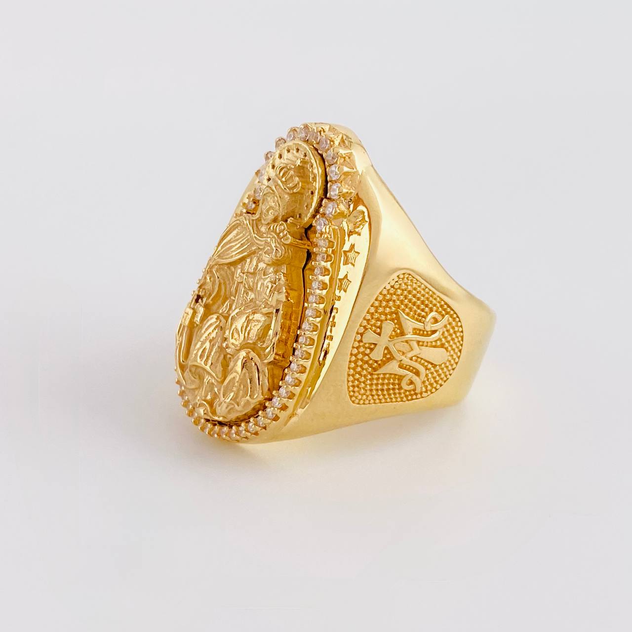 Virgin of Carmen Ring 16g / T8 1/4 Yellow Gold 18K