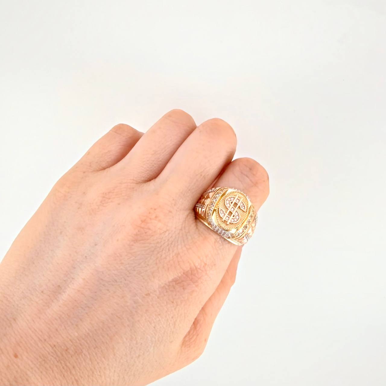 Anillo Signo Peso 10.45g / T8 1/2 Tres Oros 18K