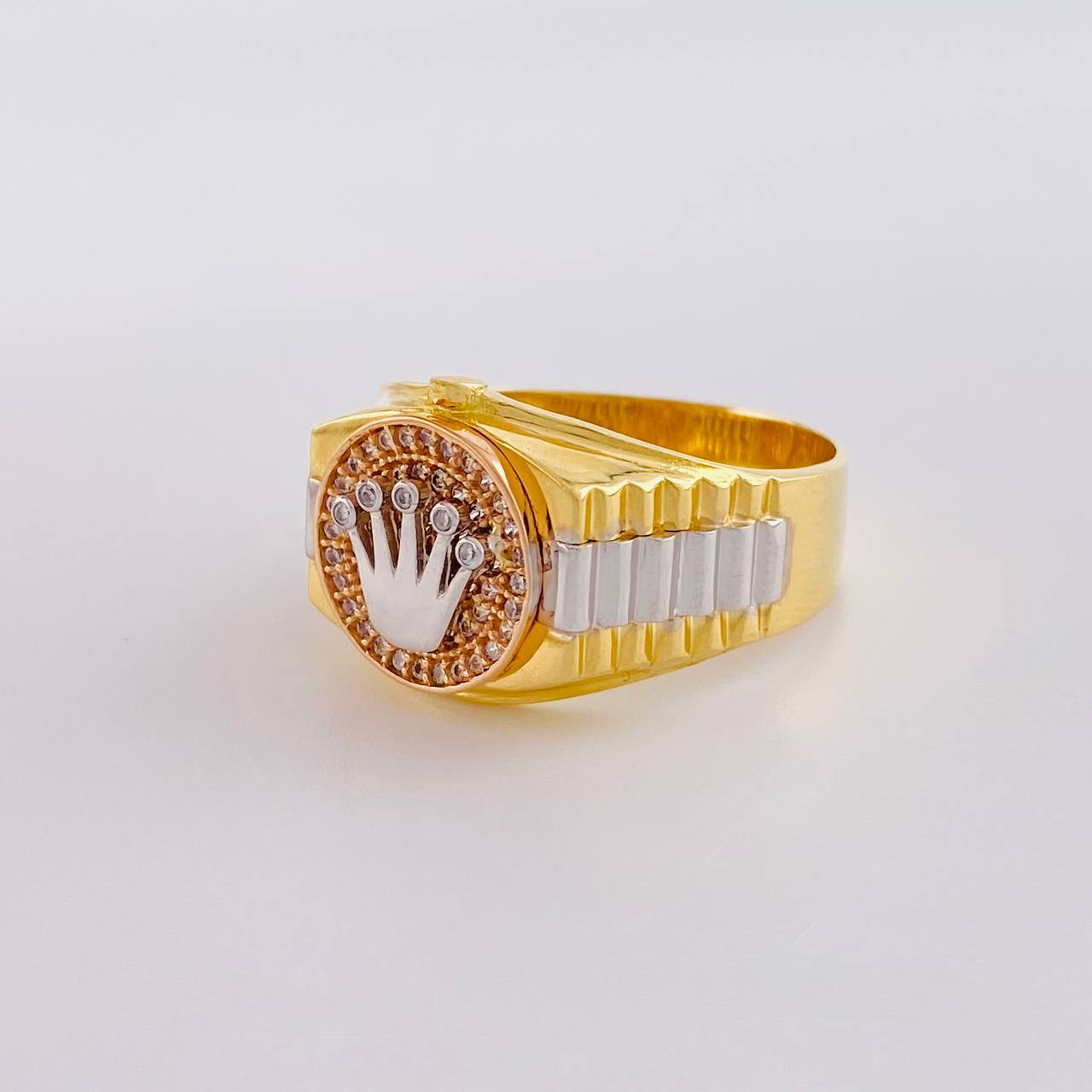 Ring Band Crown 8.35g / Size 11 3/4 Three Golds 18K