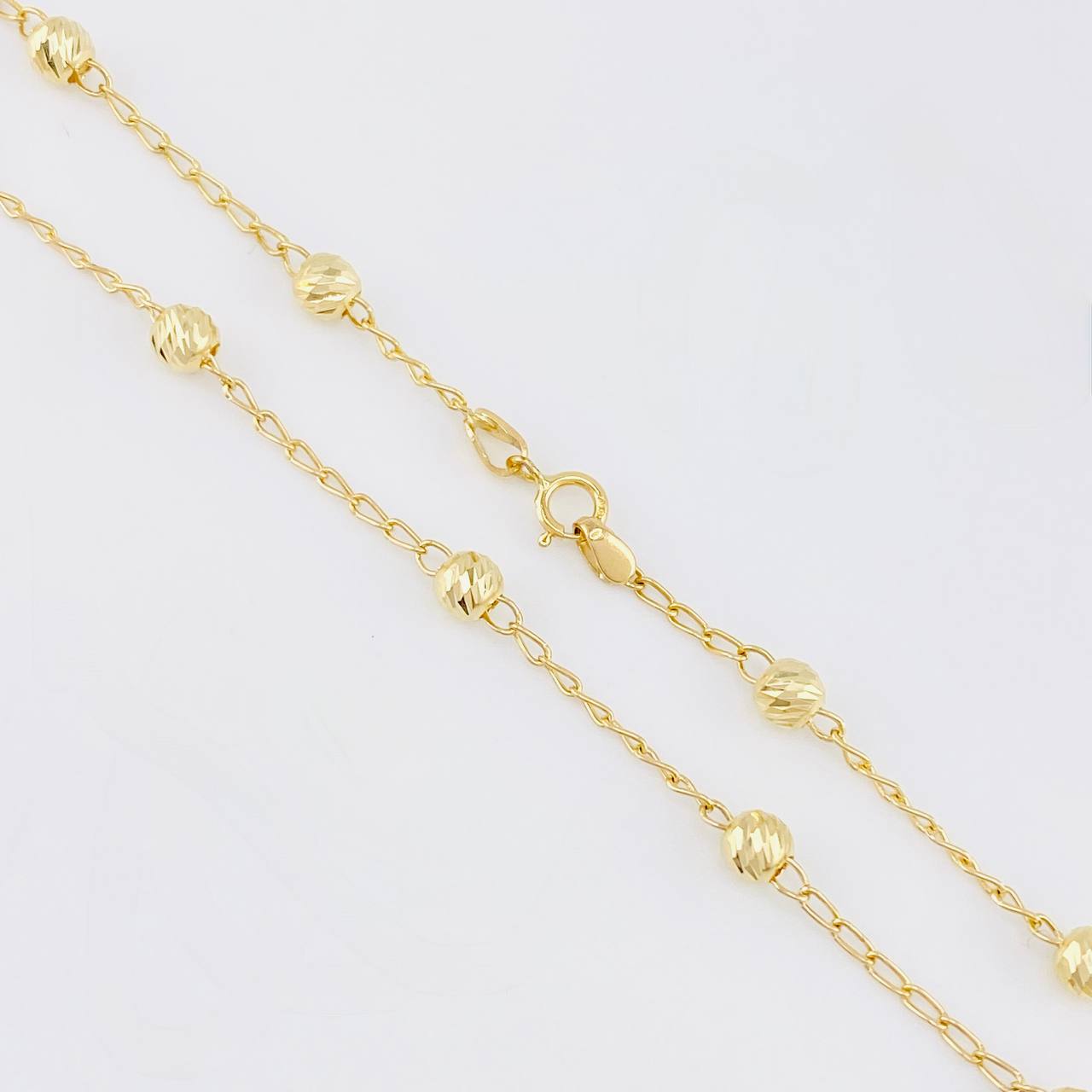 Cadena Tipo Militar Diamantada 4.45g / 18 in / 1.3mm Oro Amarillo 18K