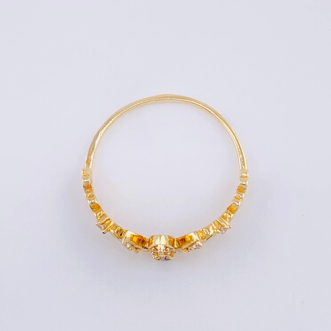 Anillo Corona Tiara Tres Hojas 1.95 g / T7 3/4 Oro Amarillo 18K