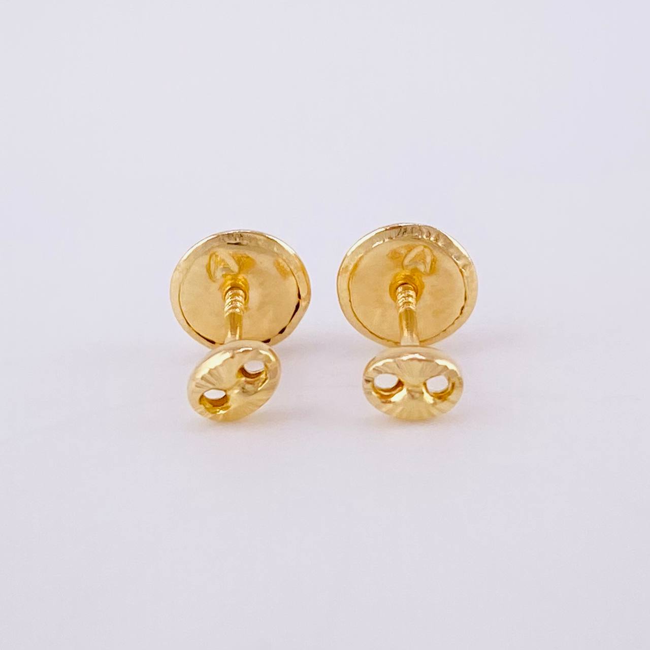 Diamond Cut Gc Stud Earrings 0.4 g / in / 3.7 mm Yellow Gold 18K