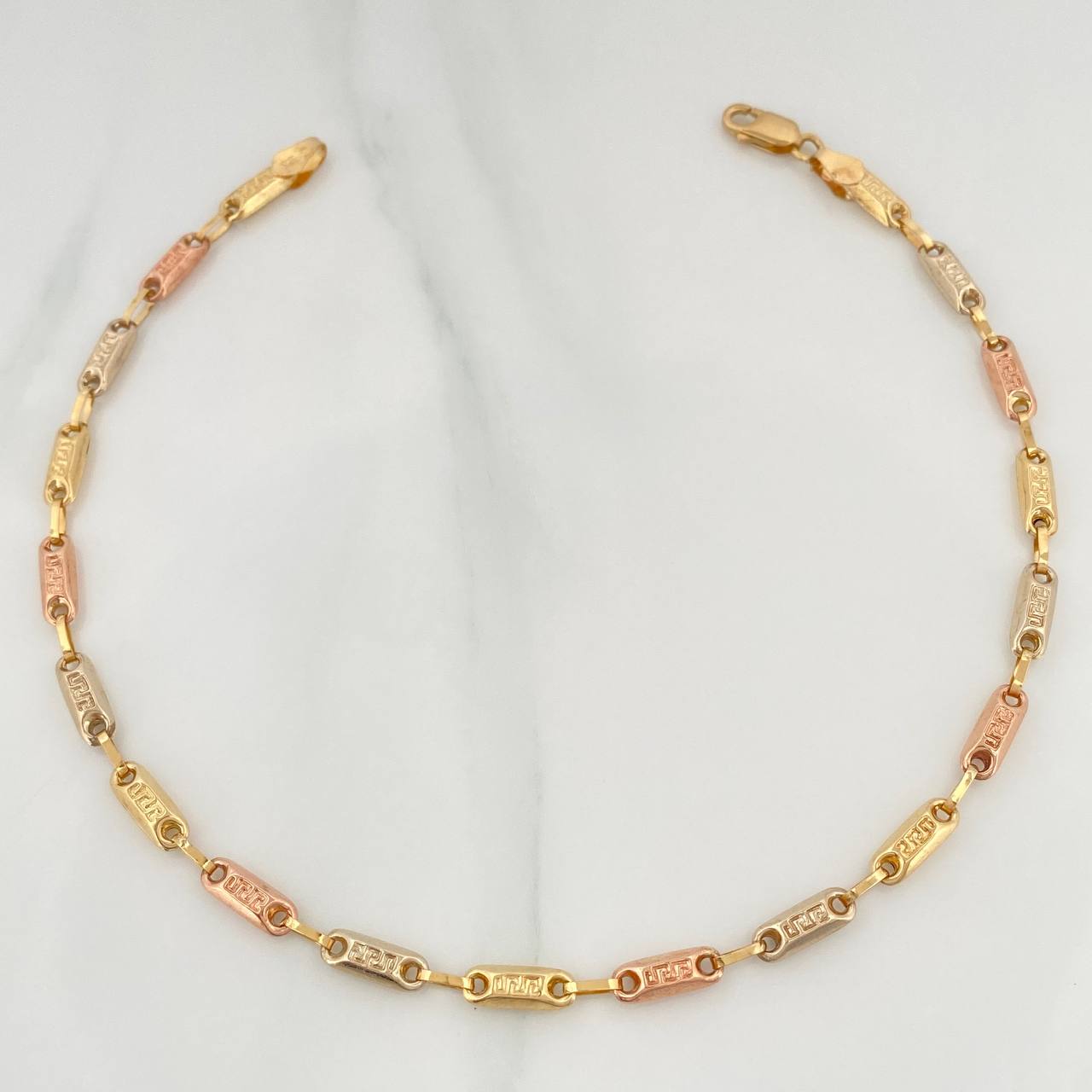 Rustic Tribal Anklet 4.65 g / 10 1/4 in / 3.4 mm Three Golds 18K